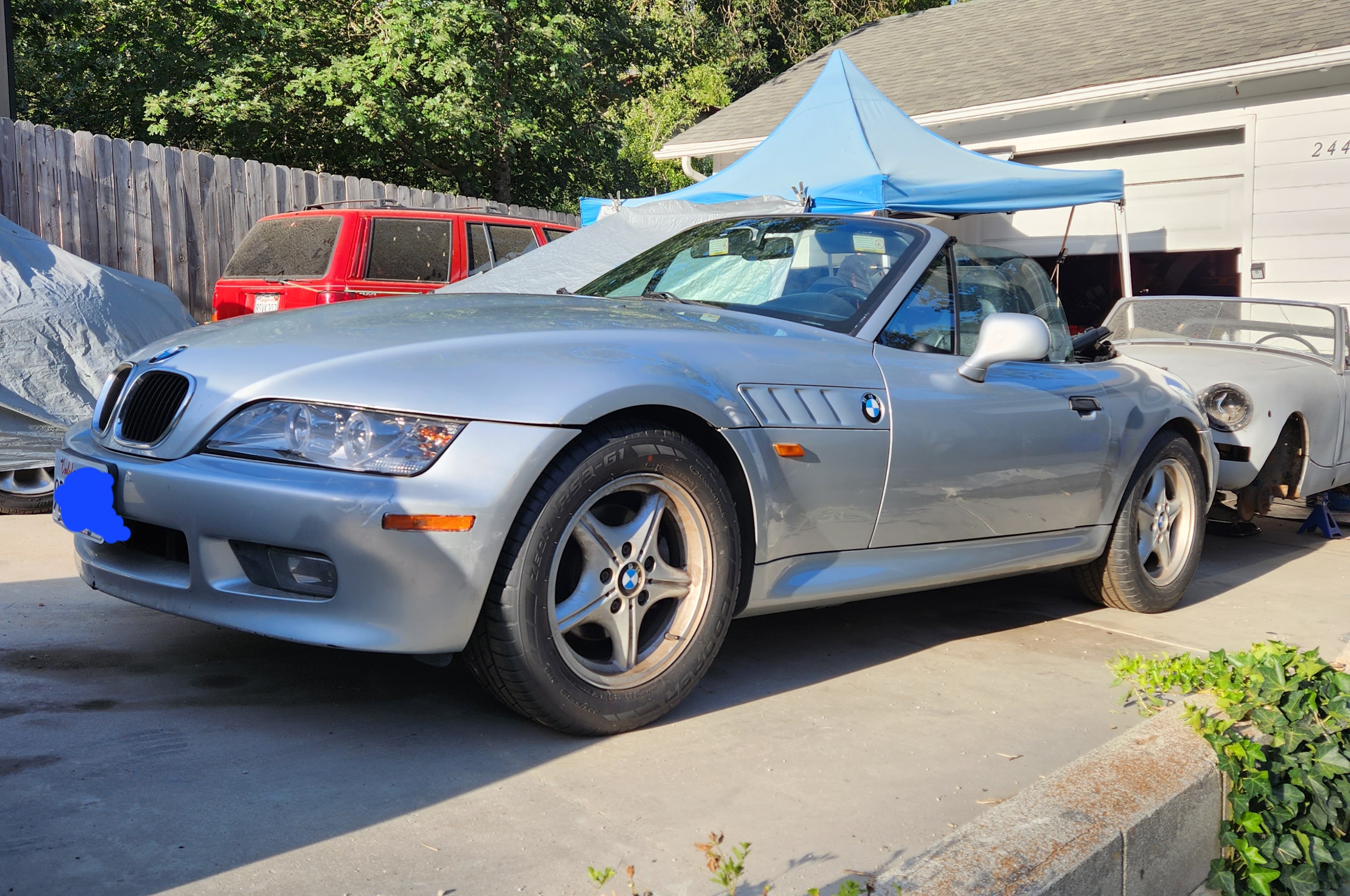 Check Out This 1998 BMW Z3 1.9 with 5-Speed!