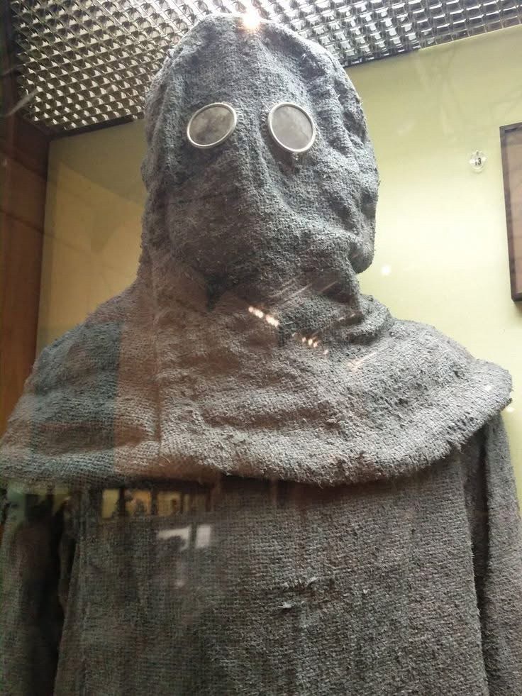 A Soldier's Protection: The Asbestos Mask from WWI