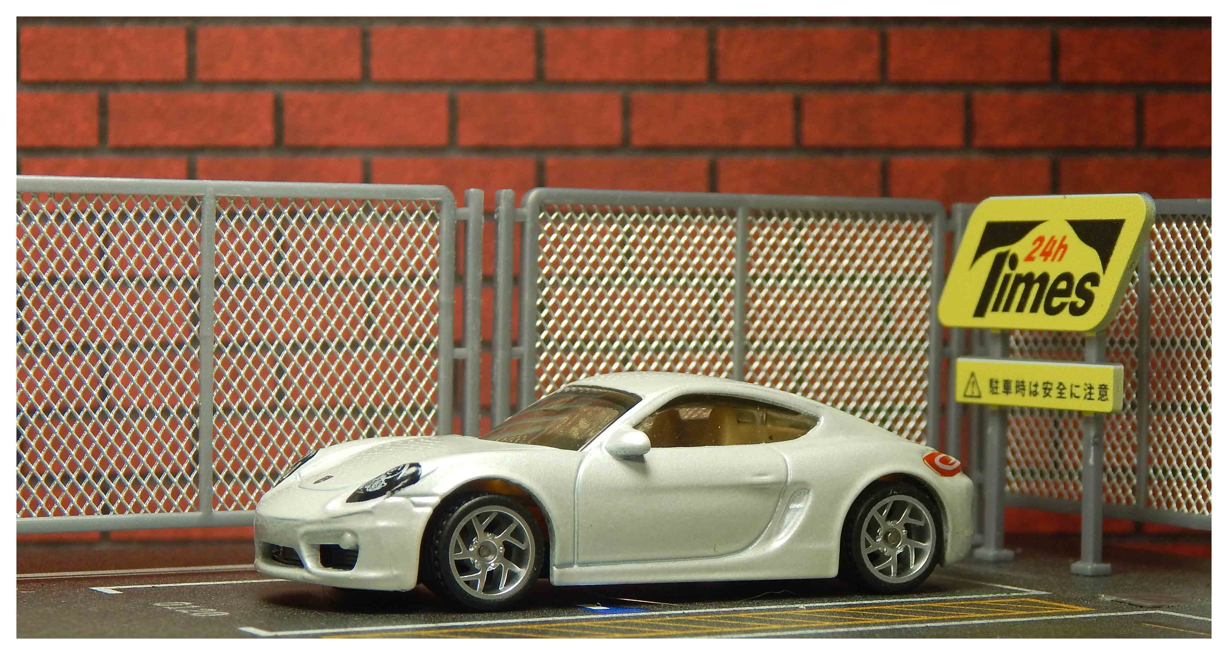 Pimped out Matchbox Porsche with a slick wheel swap