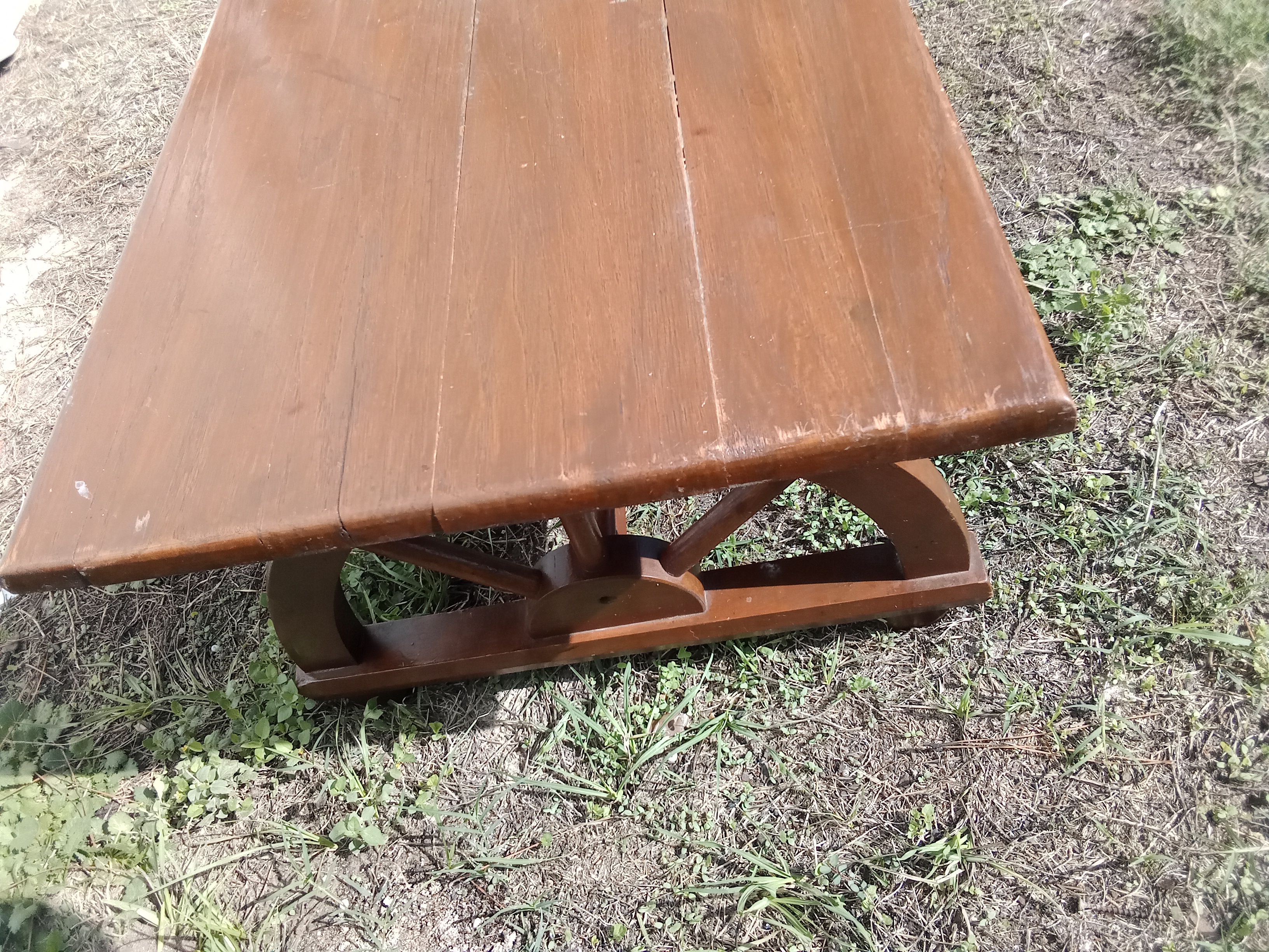 Charming Vintage Oak Wagon Wheel Coffee Table