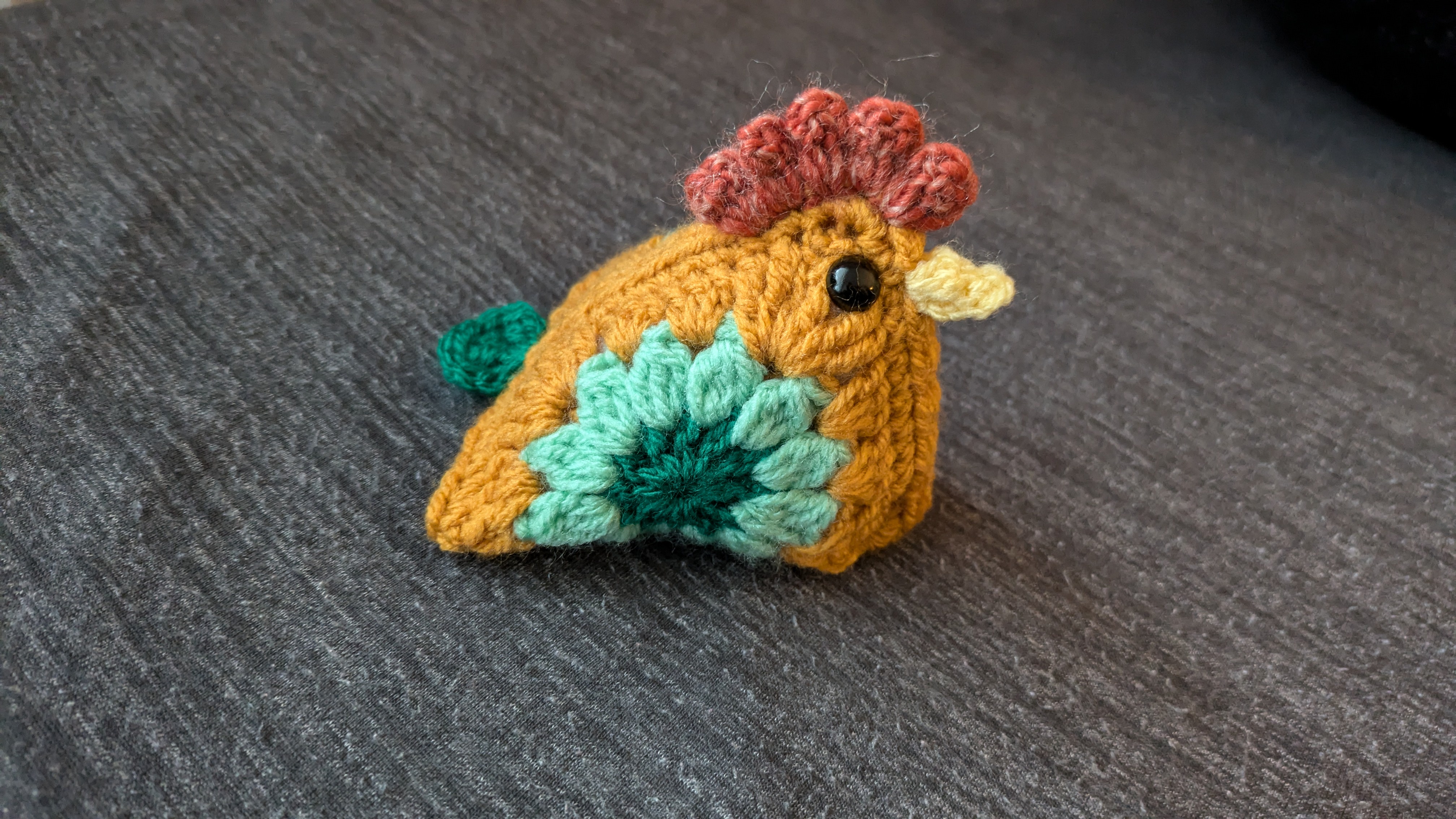 Celebrating My 6th Cakeday: Meet My Tetrahen!