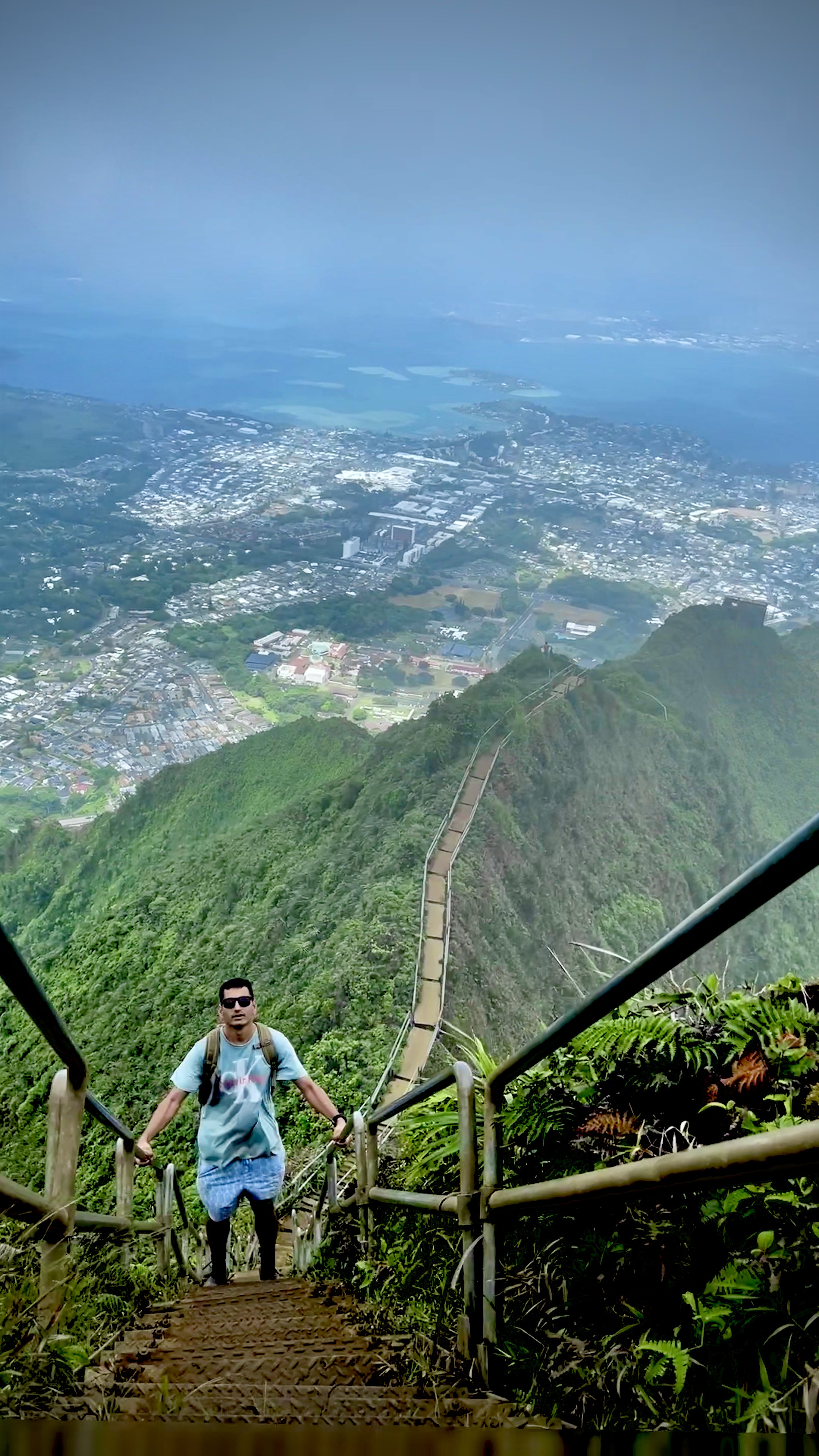 A Journey to Paradise: Stairway to Heaven in Hawaii