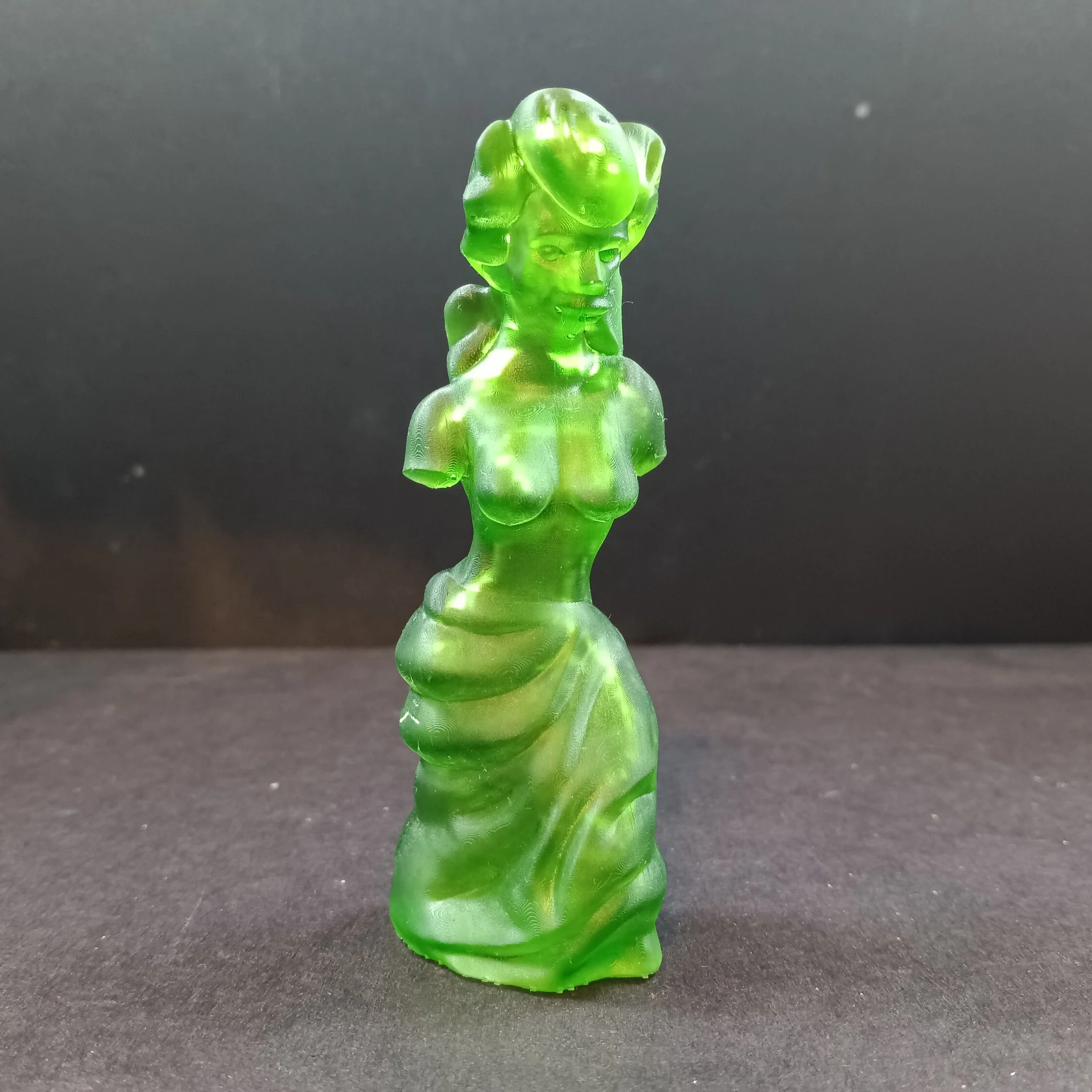 The Legendary Gummi Venus de Milo: A Masterpiece of Chewy Artistry