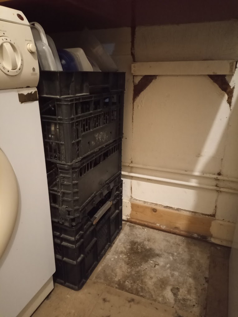 Creative Kitchen Solutions: How I'm Making the Most of Limited Shelf Space in My New Home
