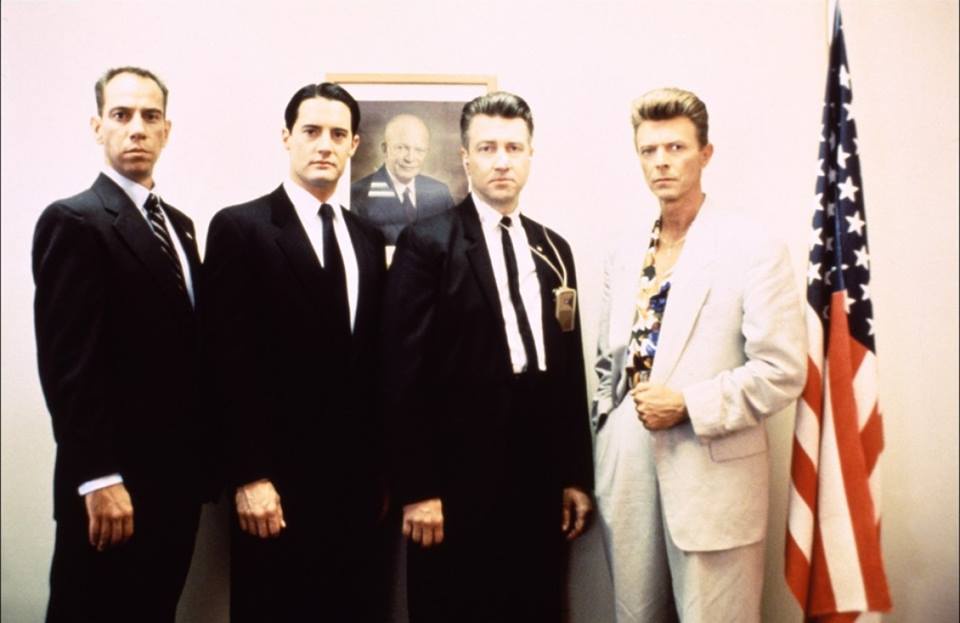 Behind the Scenes: David Lynch and the Crew at Twin Peaks