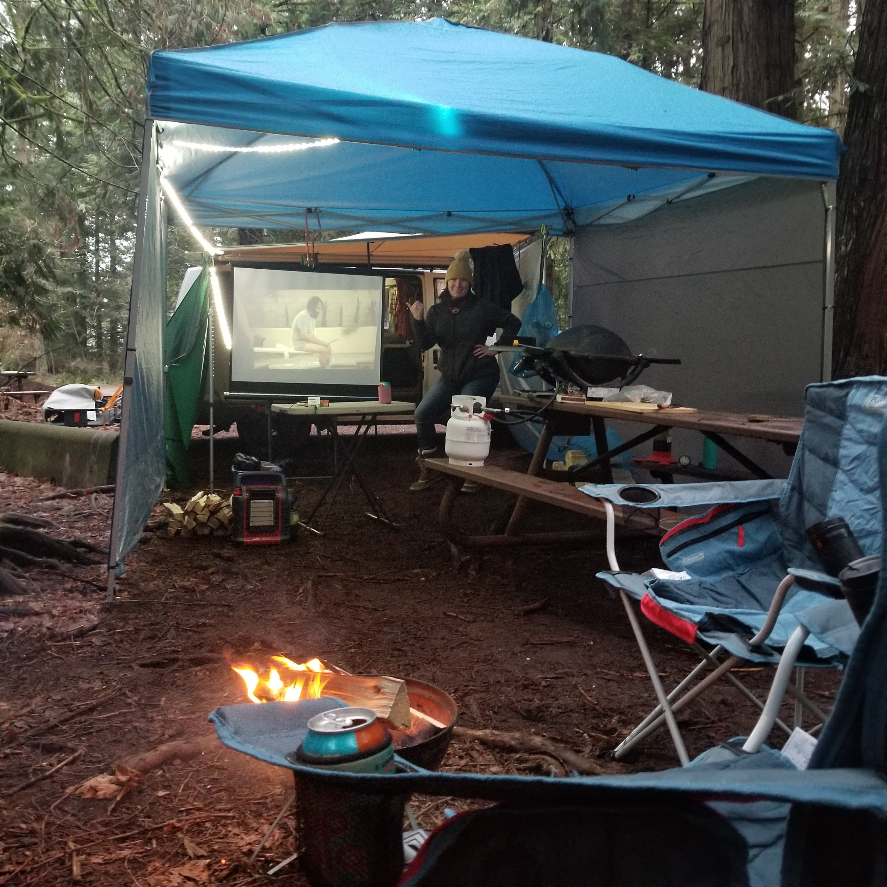 Building the ultimate Christmas fort on Salt Spring Island!