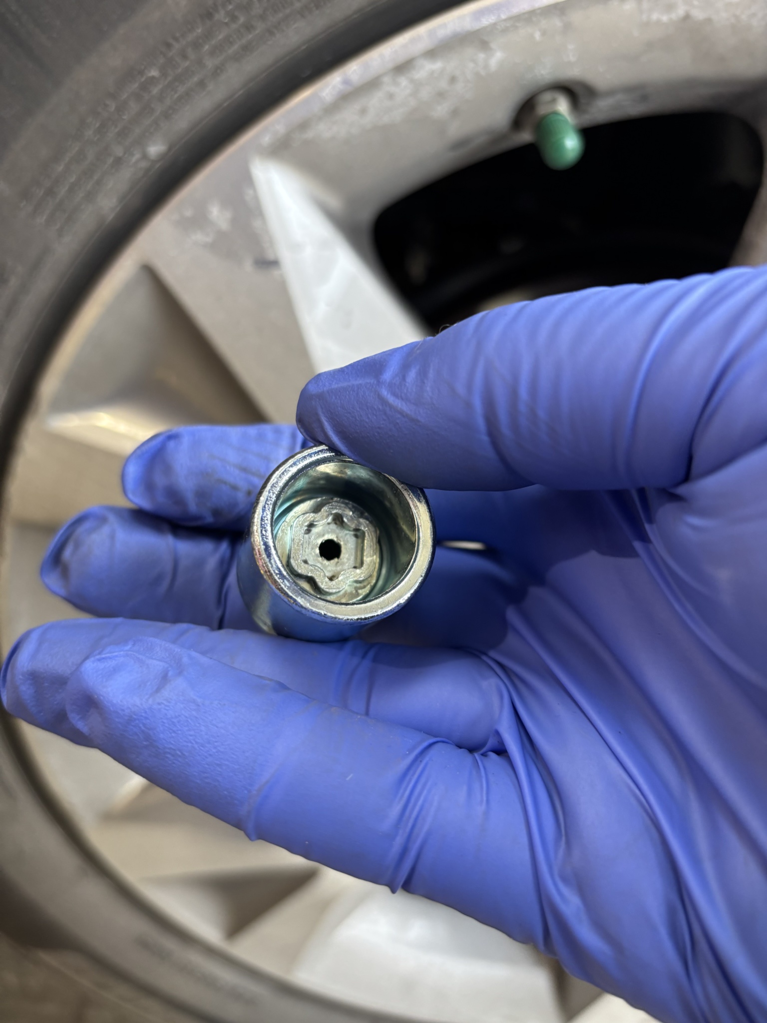 PSA: Check your glovebox and trunk for a wheel lock before heading to the shop— they might not have one handy!