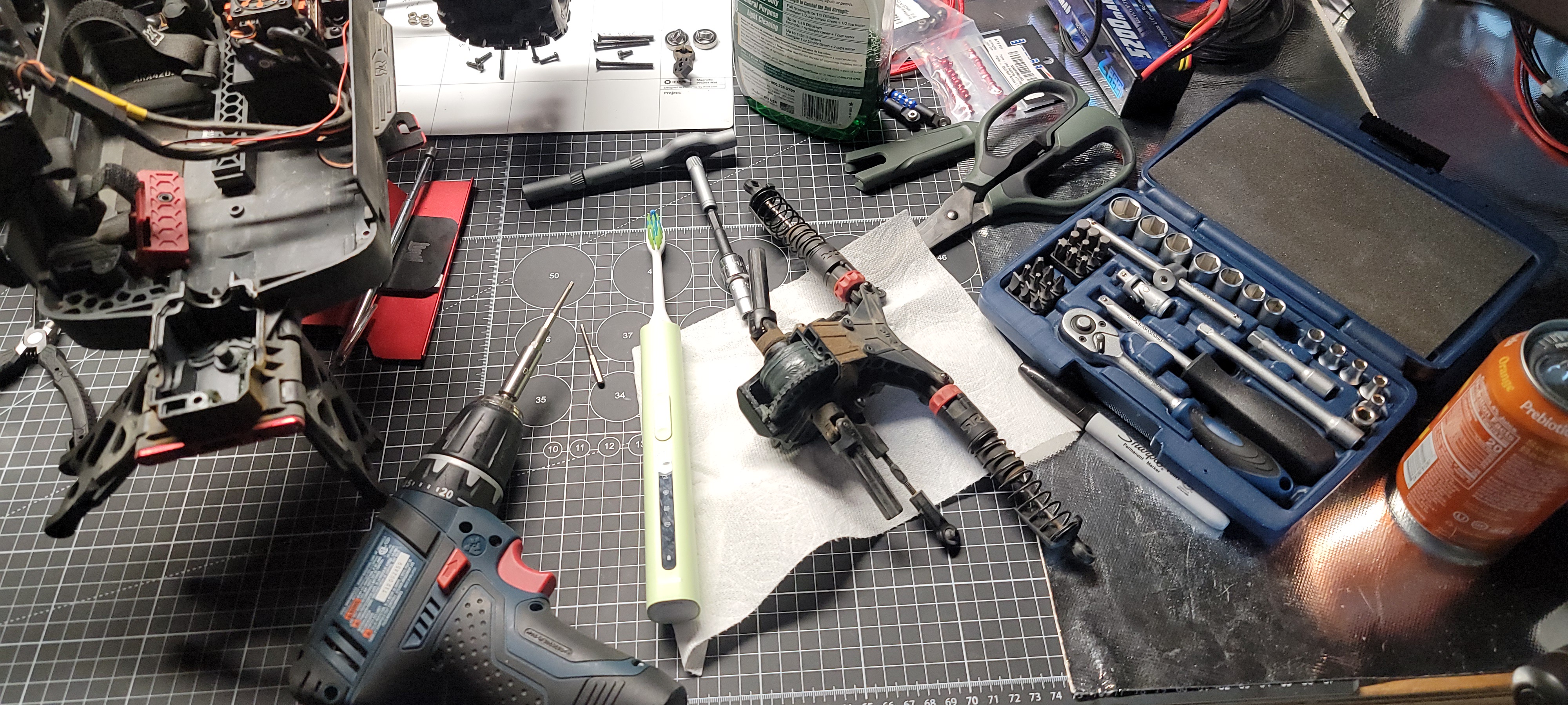 Check out my new favorite RC tools and my workspace setup!
