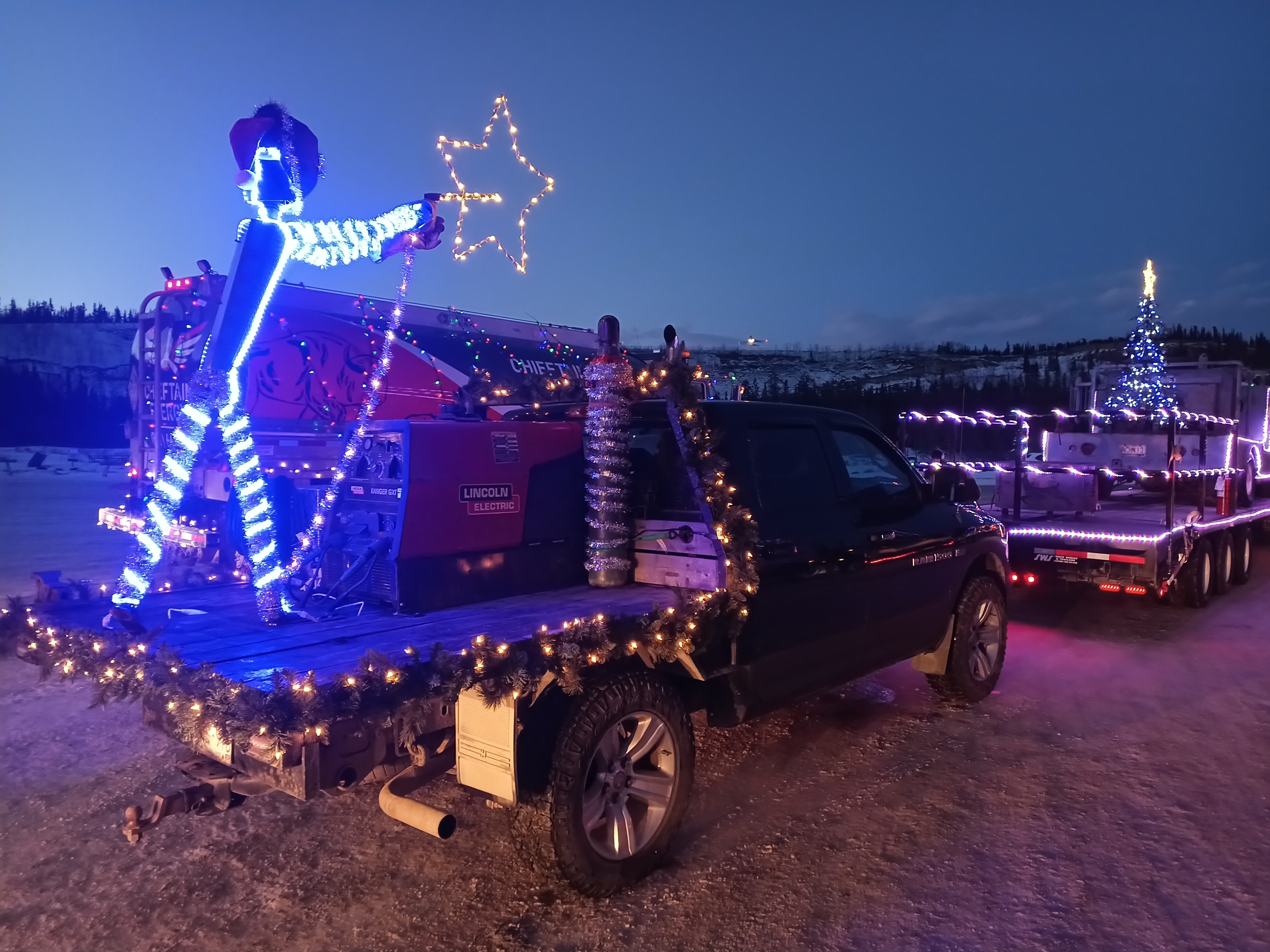 Creative Welding Wonders at the Whitehorse Christmas Parade