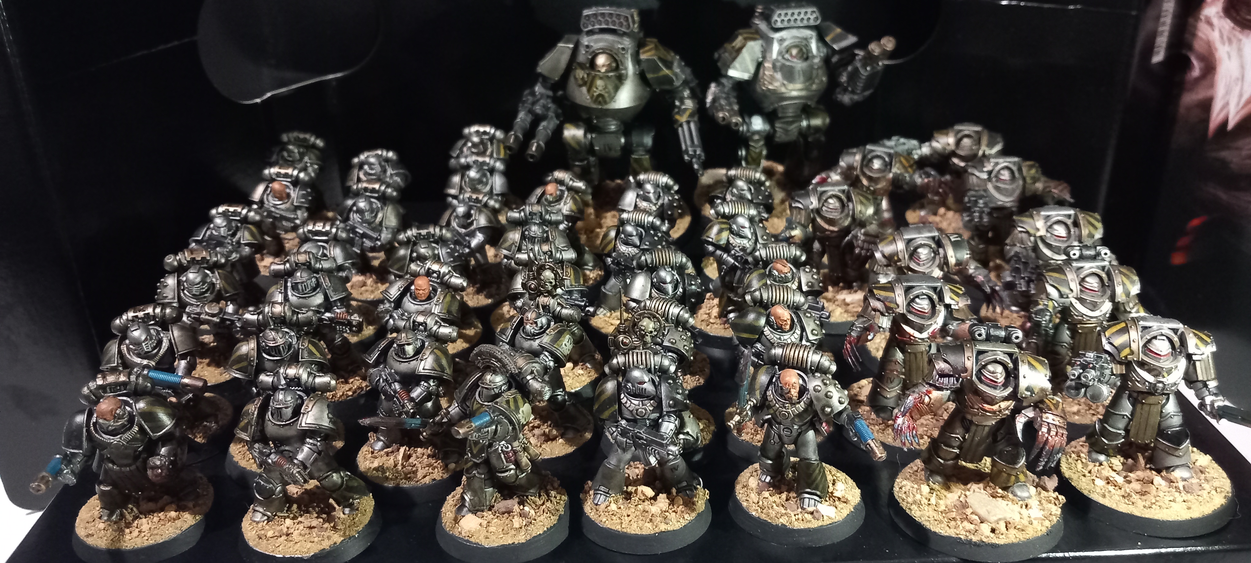 Iron Warriors Army - 45 miniatures ready for battle!