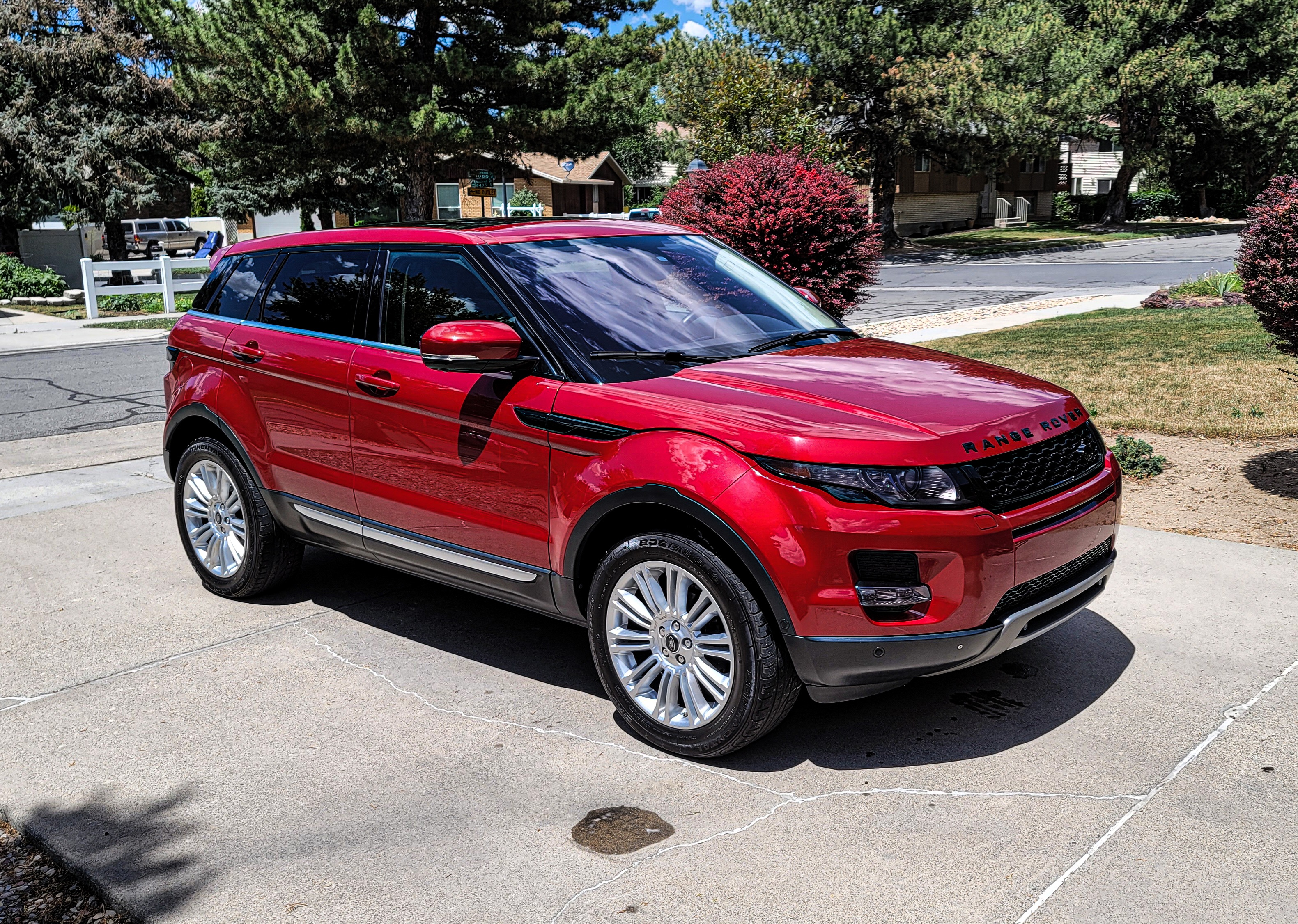 The Stylish 2013 Evoque: A Modern Classic
