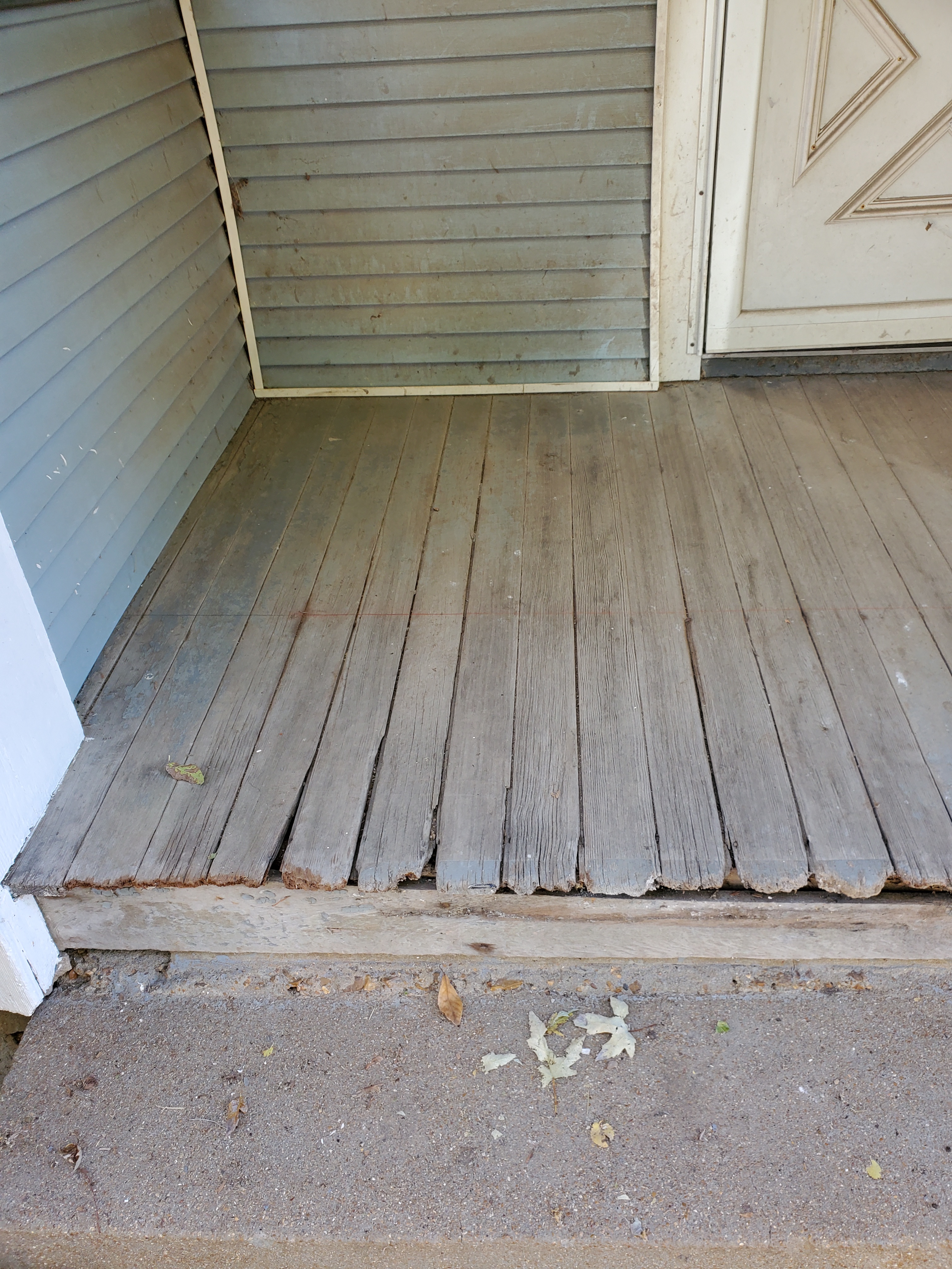 Replacing the porch floor: a DIY adventure!
