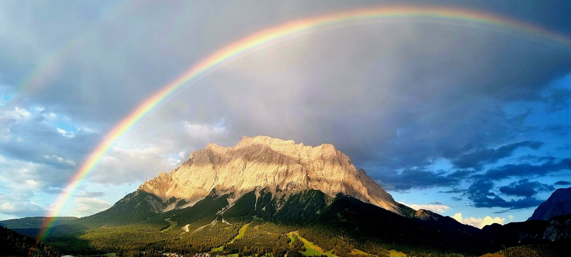 The majestic Zugspitze awaits