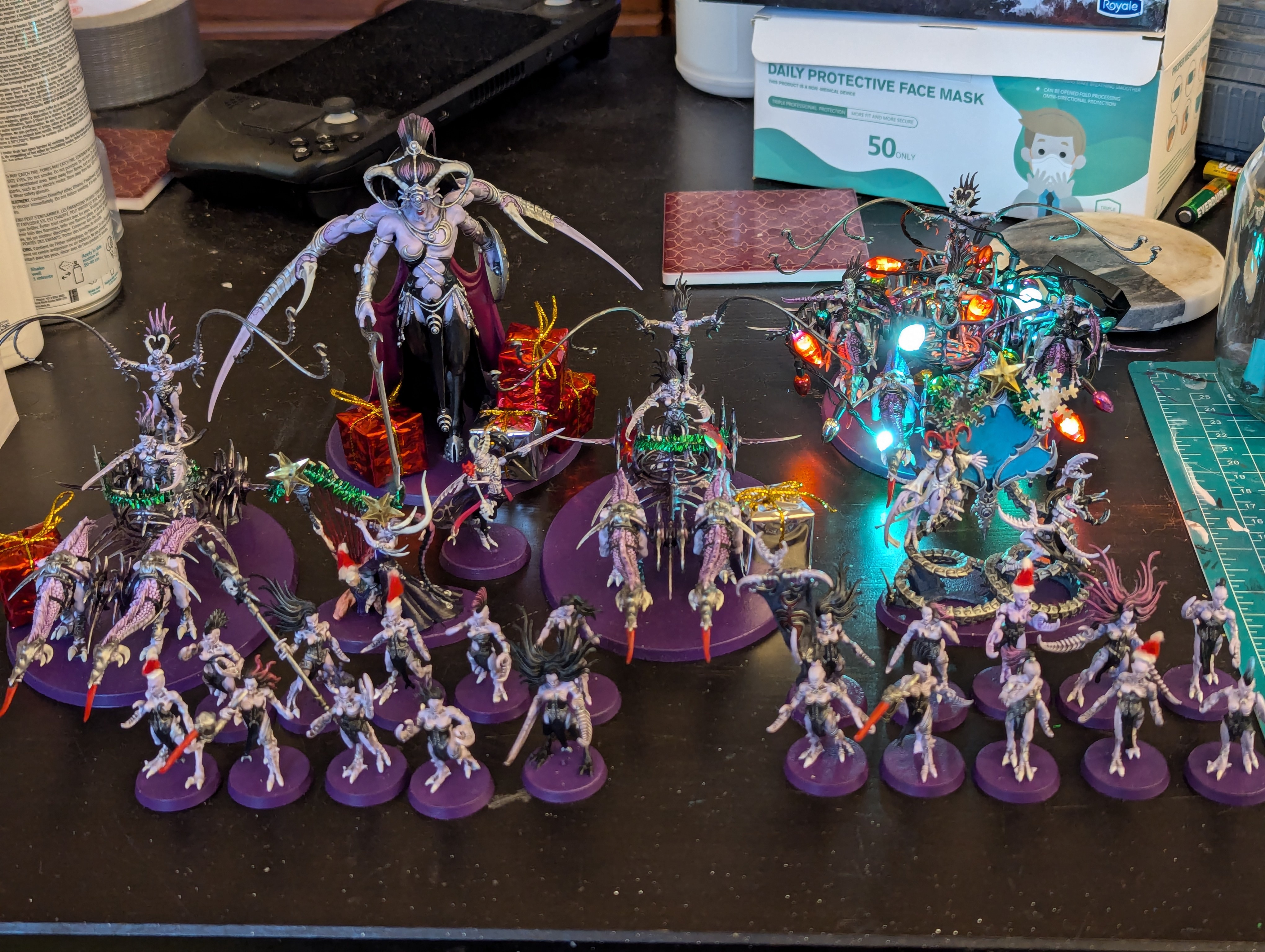 Slaanesh Saves Christmas - Holiday 1k Army Edition