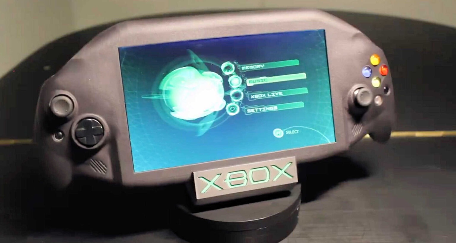 Innovative Modder Creates a Handheld Original Xbox