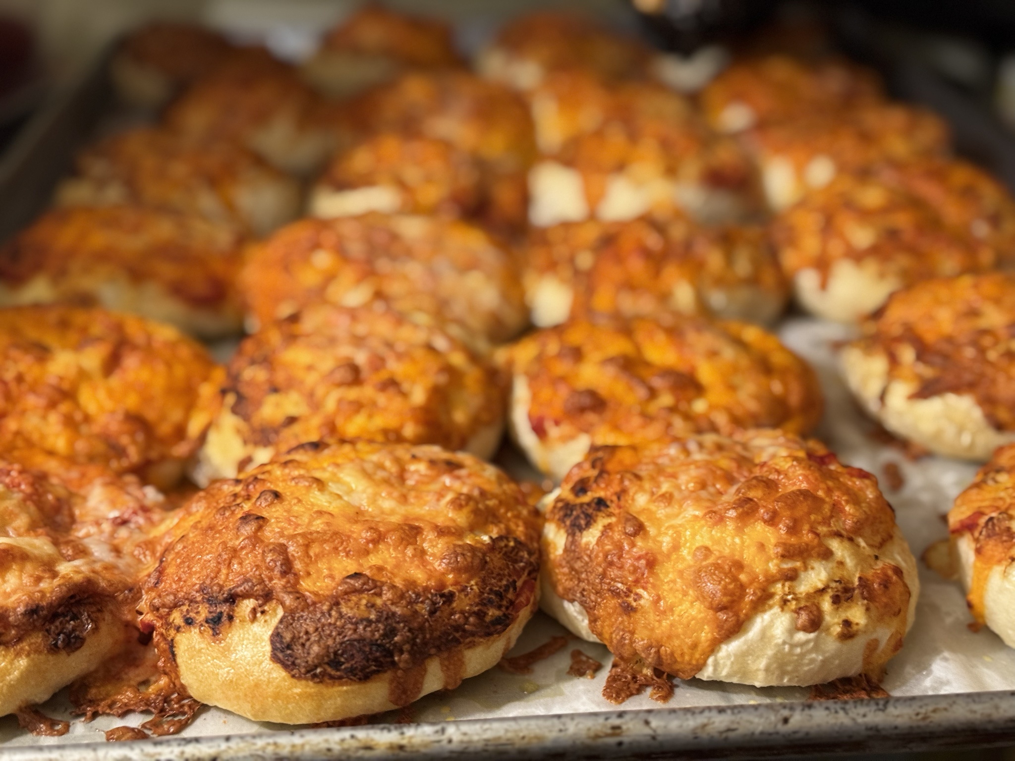 Delicious Pizza Buns: A Tasty Treat!