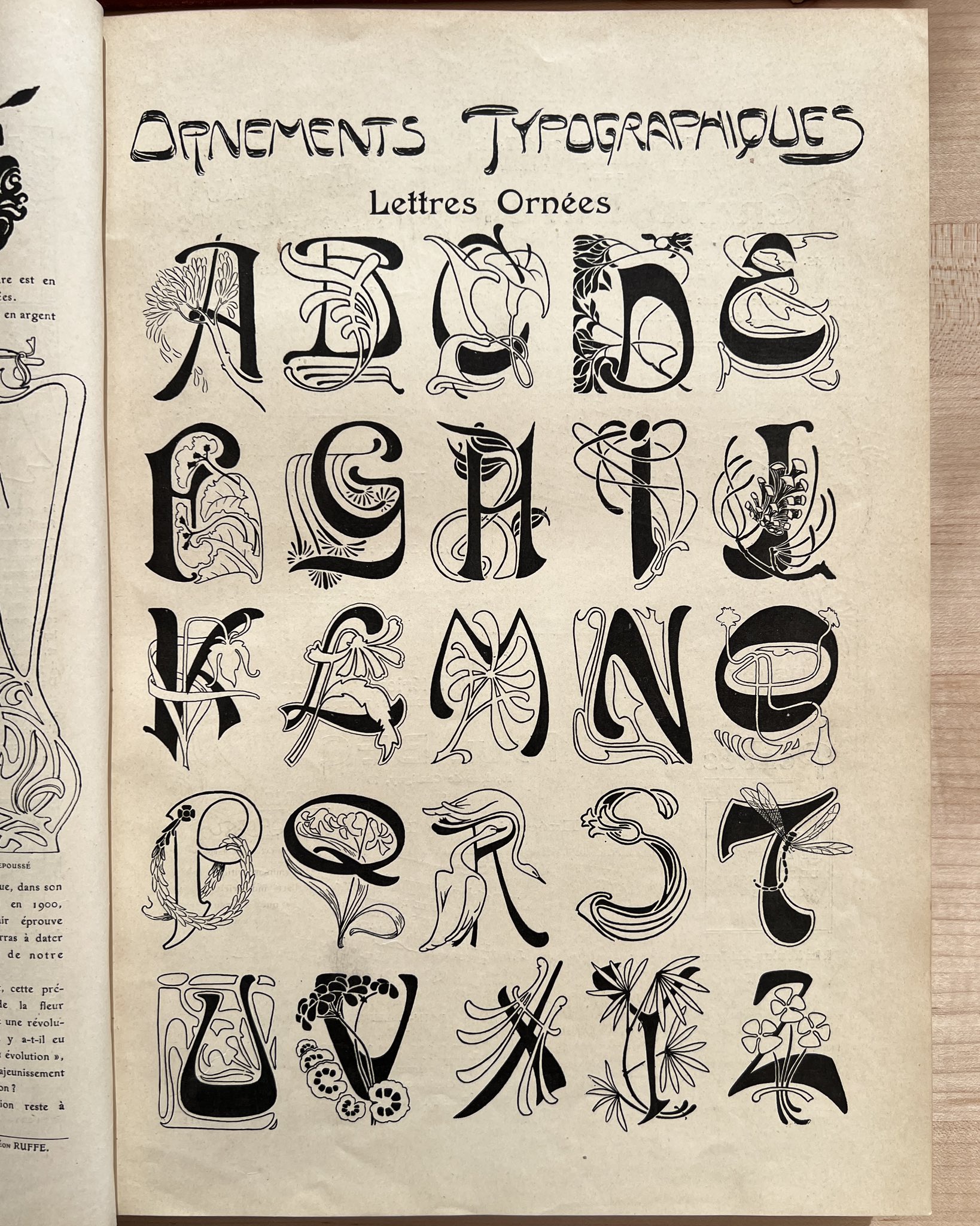 Art Nouveau enthusiasts, what’s holding you back from adding those elegant flourishes to your signature?