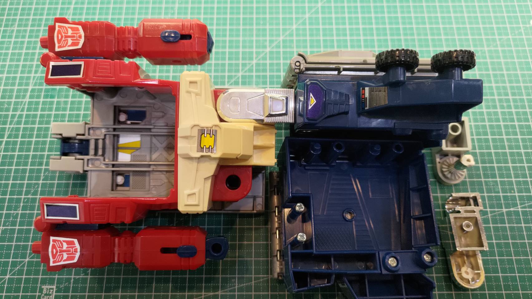The joy of a toy restored: Autobot Powermasters from 1988