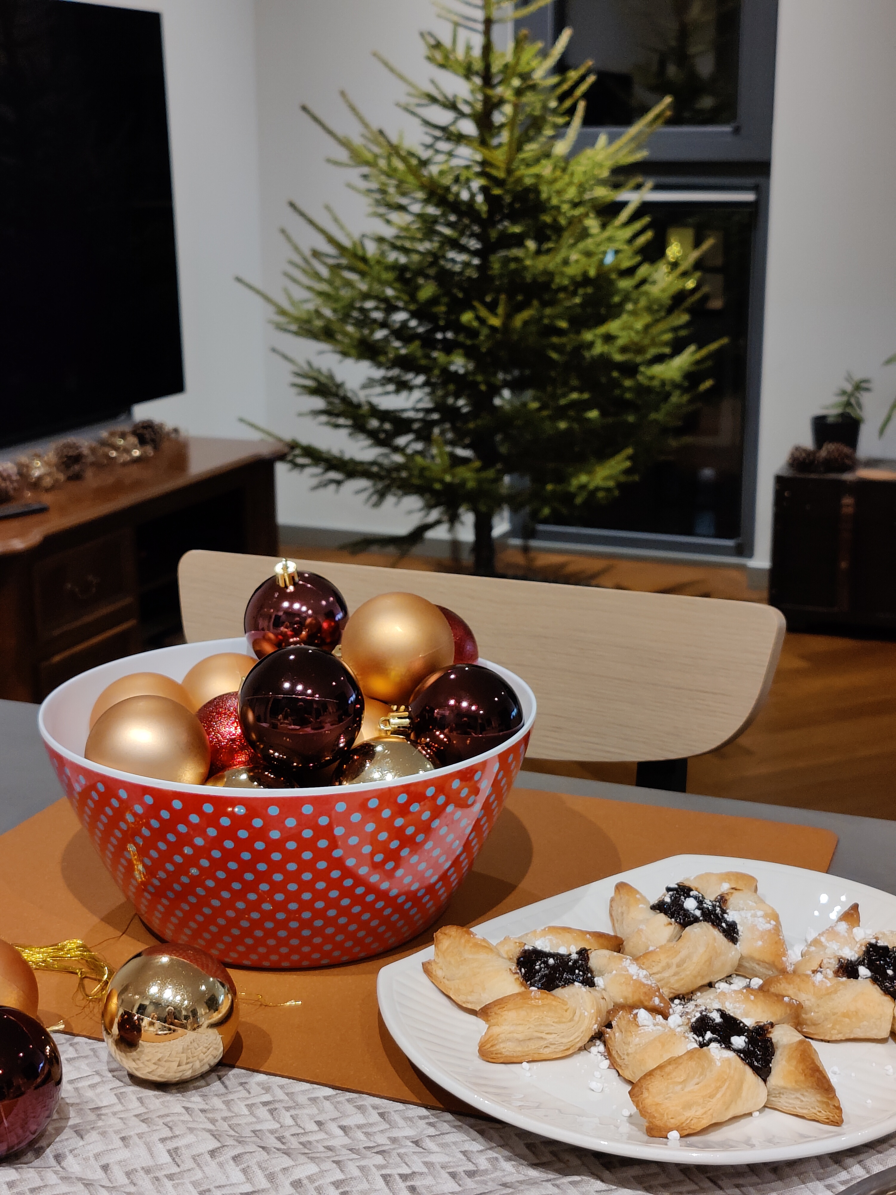 Delicious Joulutorttu: Traditional Finnish Christmas Pastries