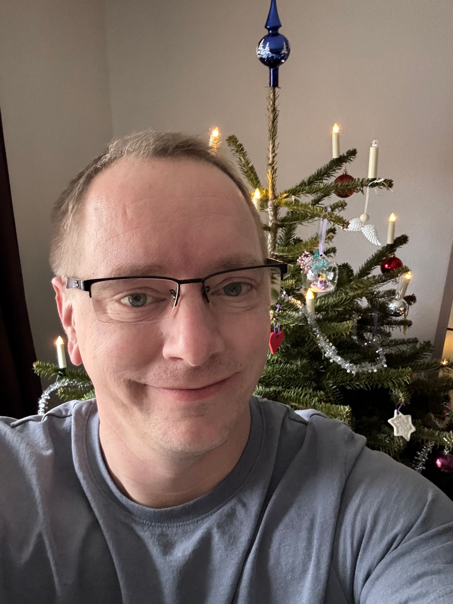 A festive Merry Christmas 2024 from the heart of Germany!