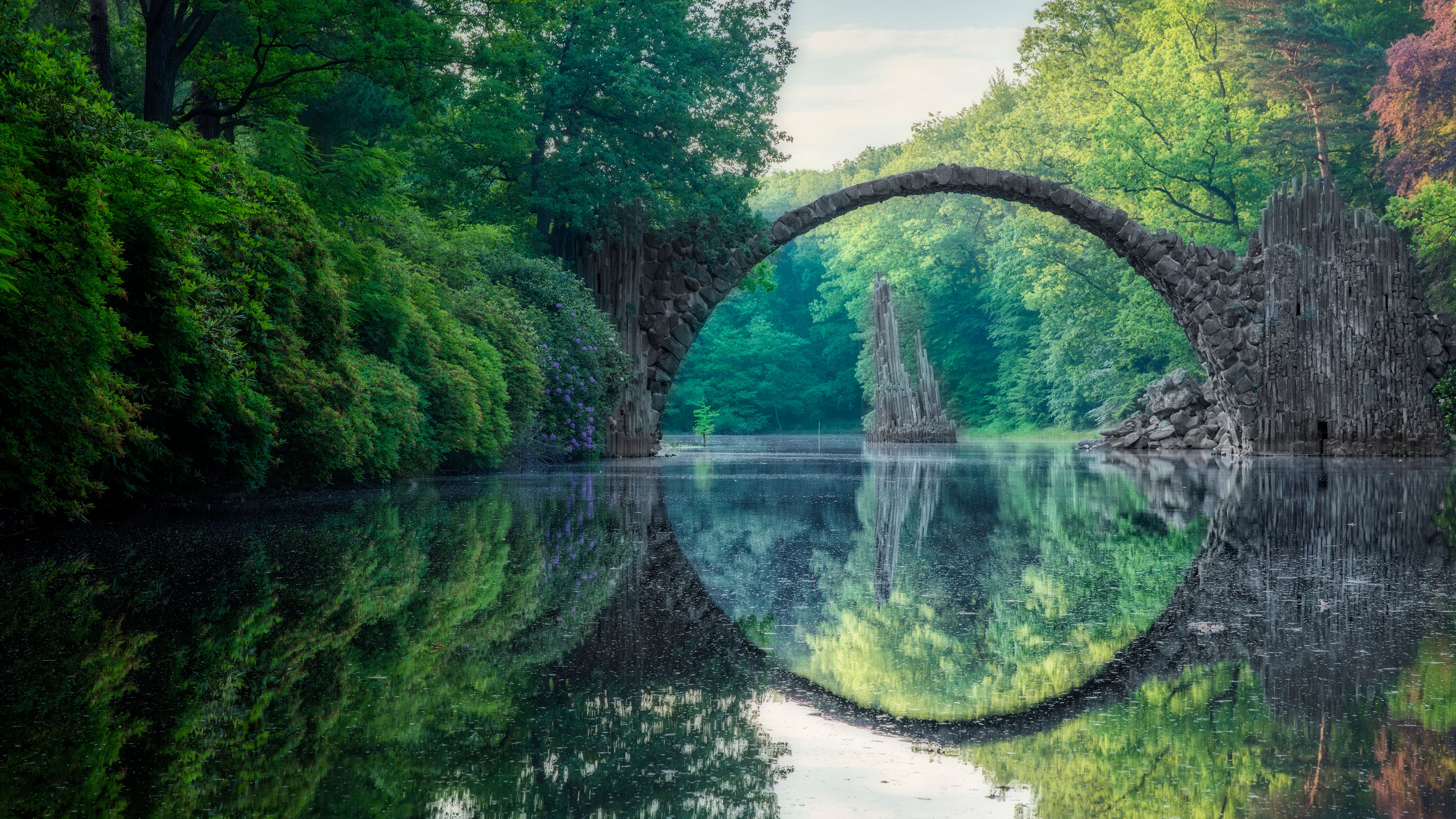 Is this the most cursed bridge you've ever seen?