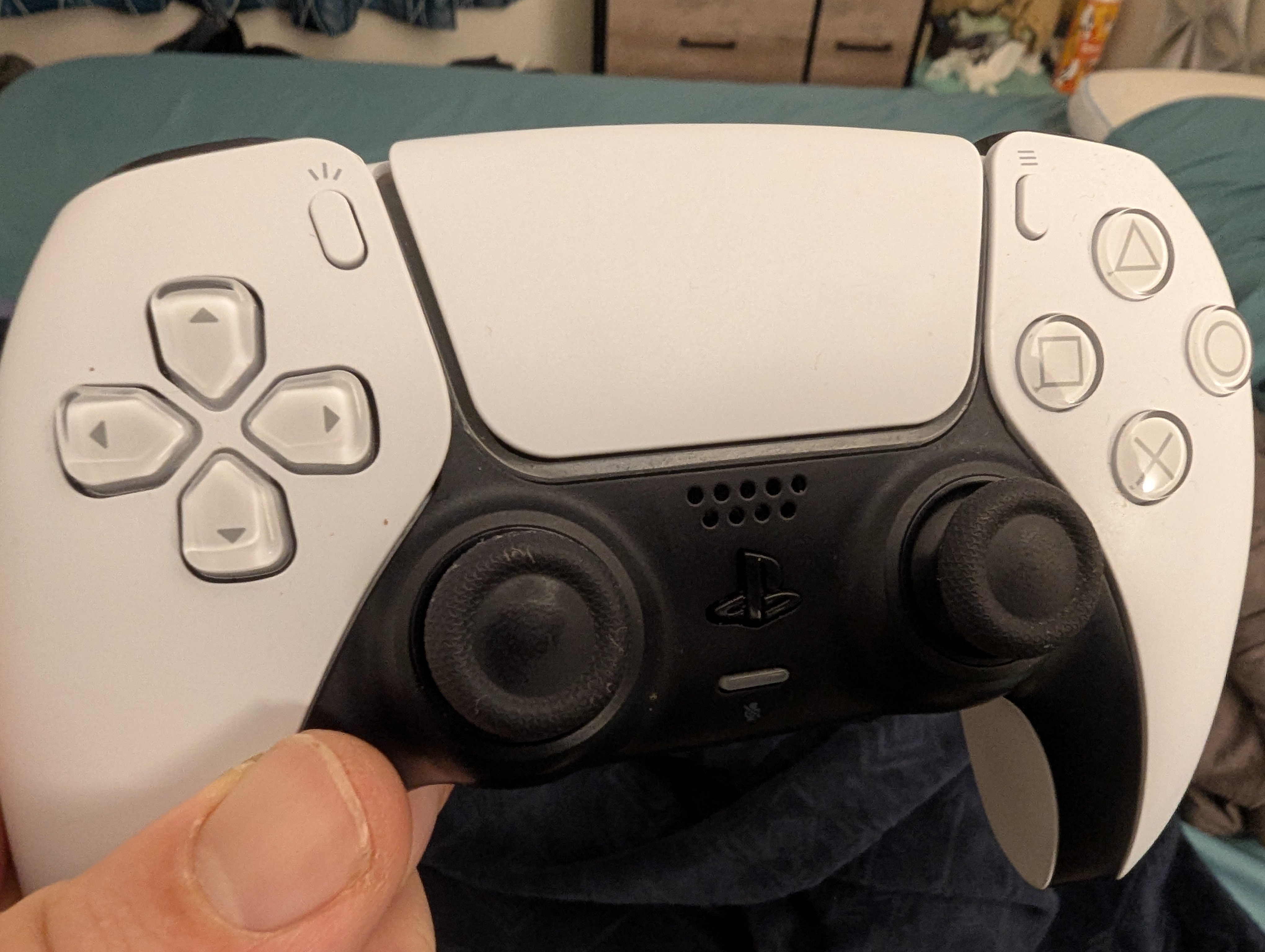 Best Buy Sent Me a Knockoff Controller - What a Surprise!