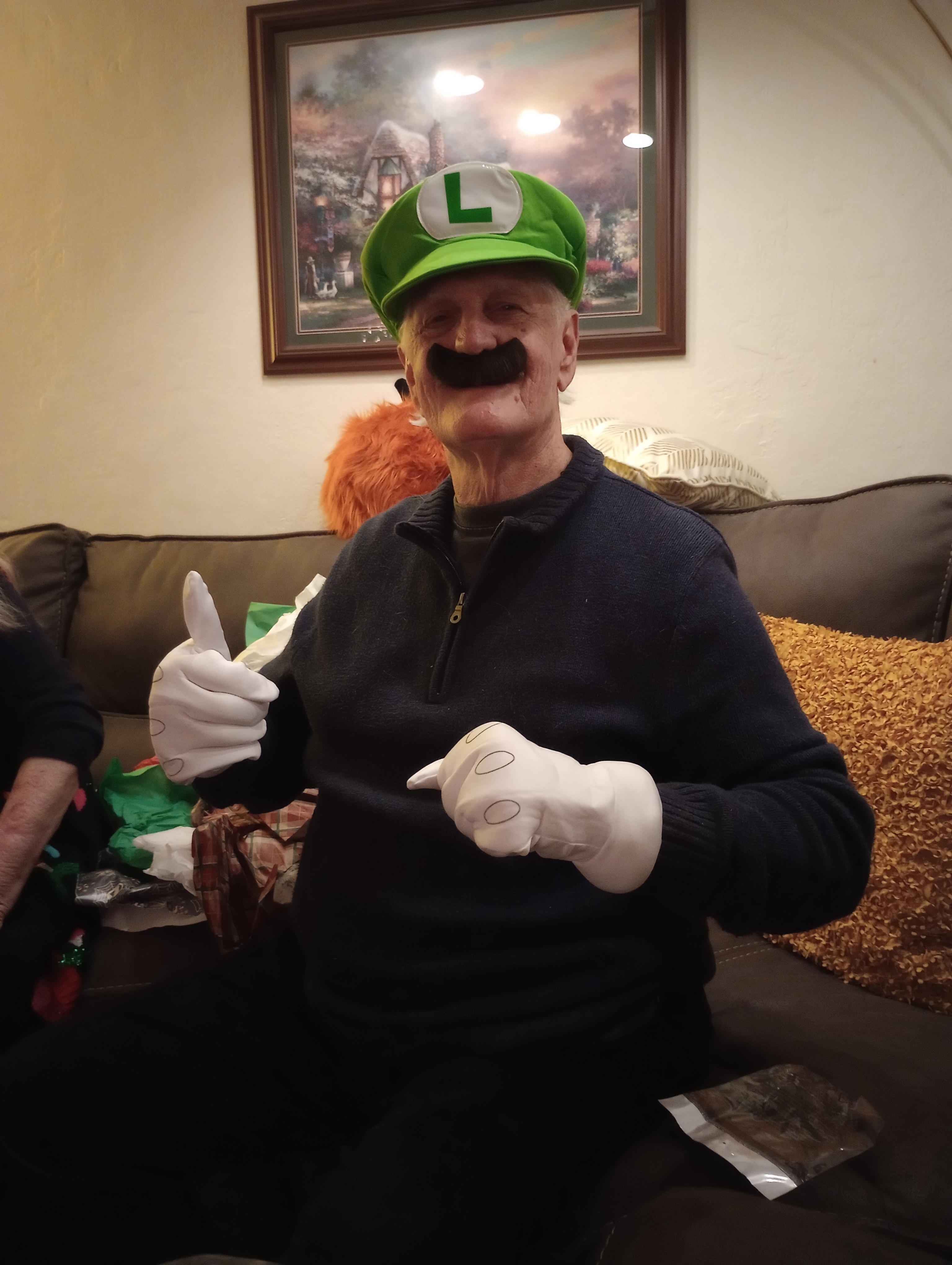 Luigi Steals the Show!