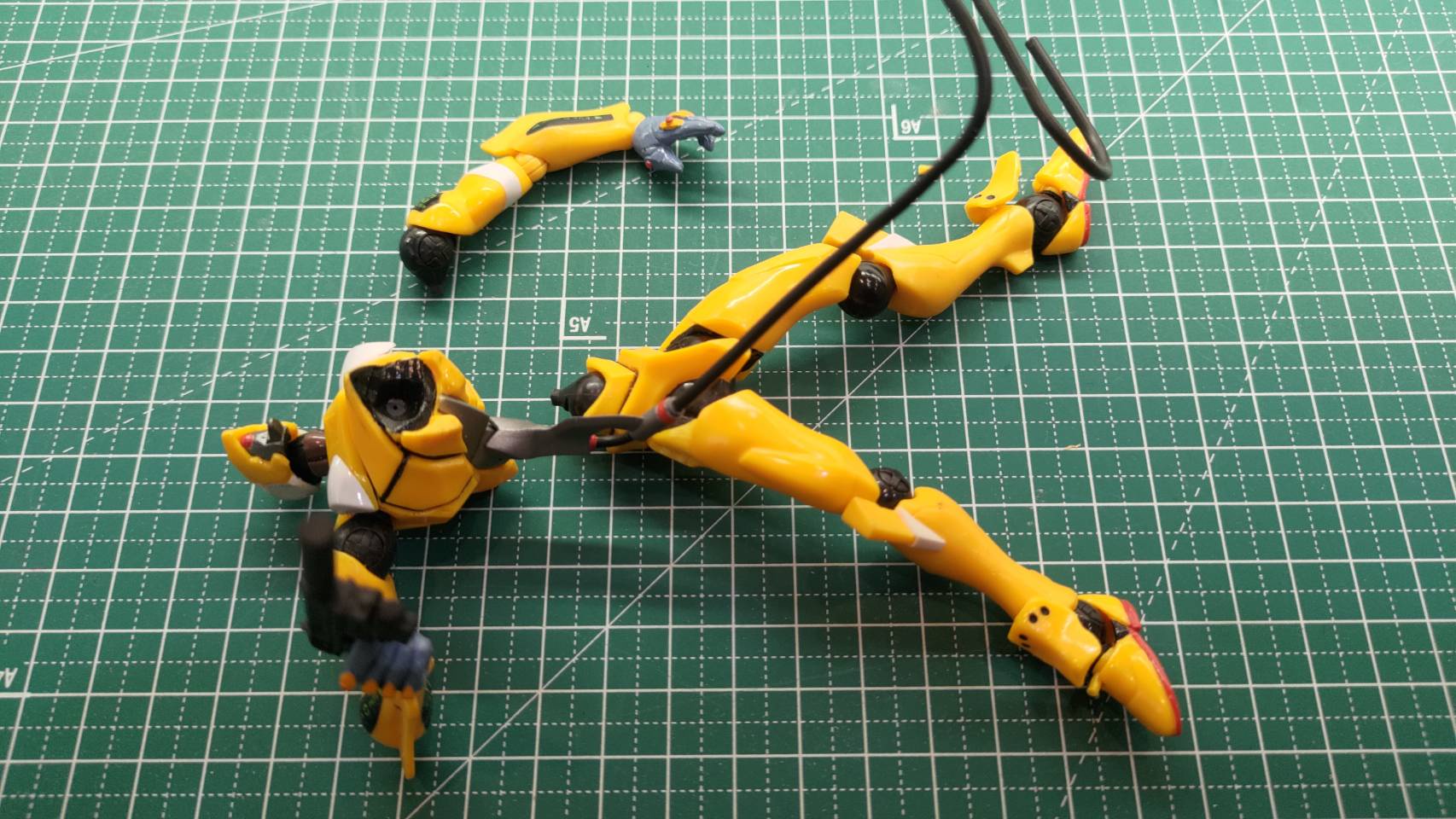 REVOLTECH 005 EVA-00: The Toy is Back in Shape!