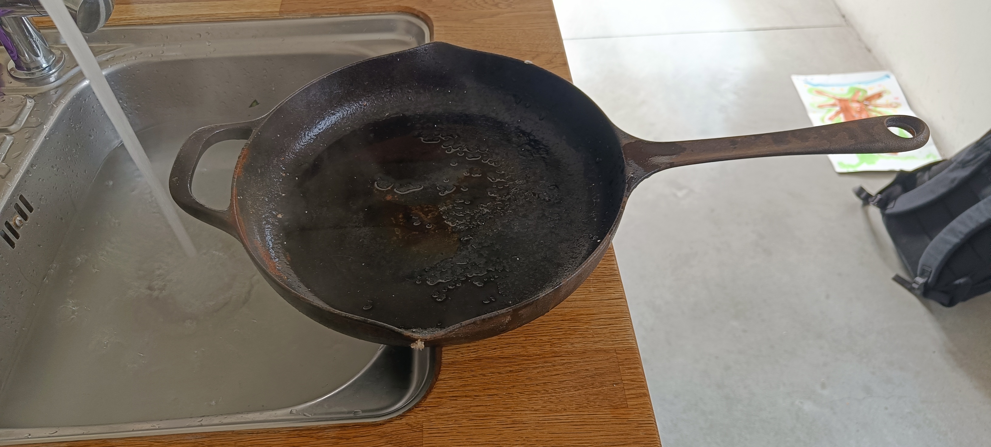 Reviving a Cast Iron Skillet: A Restoration Journey