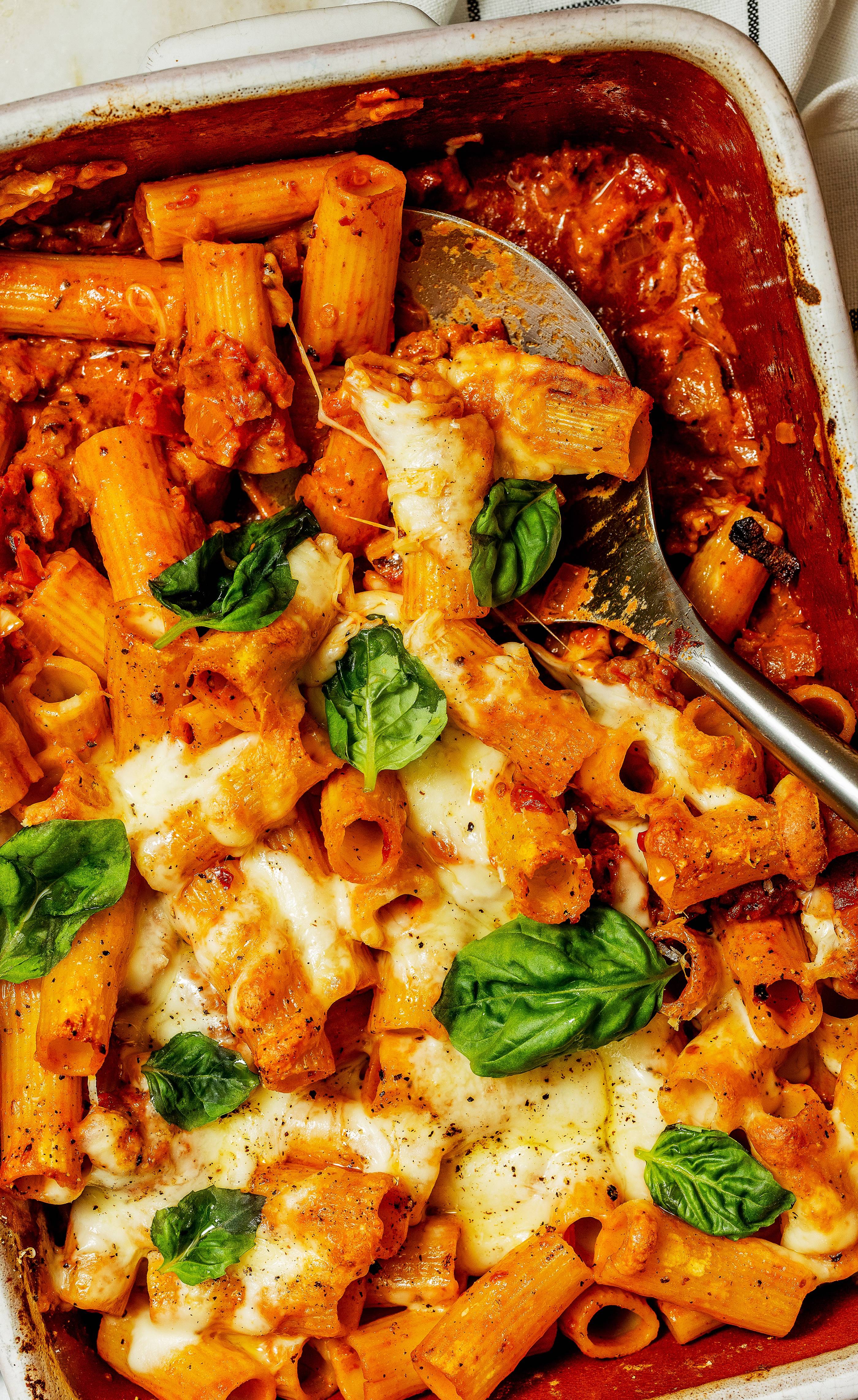 Delicious Cheesy Sausage Pasta Bake You Must Try!