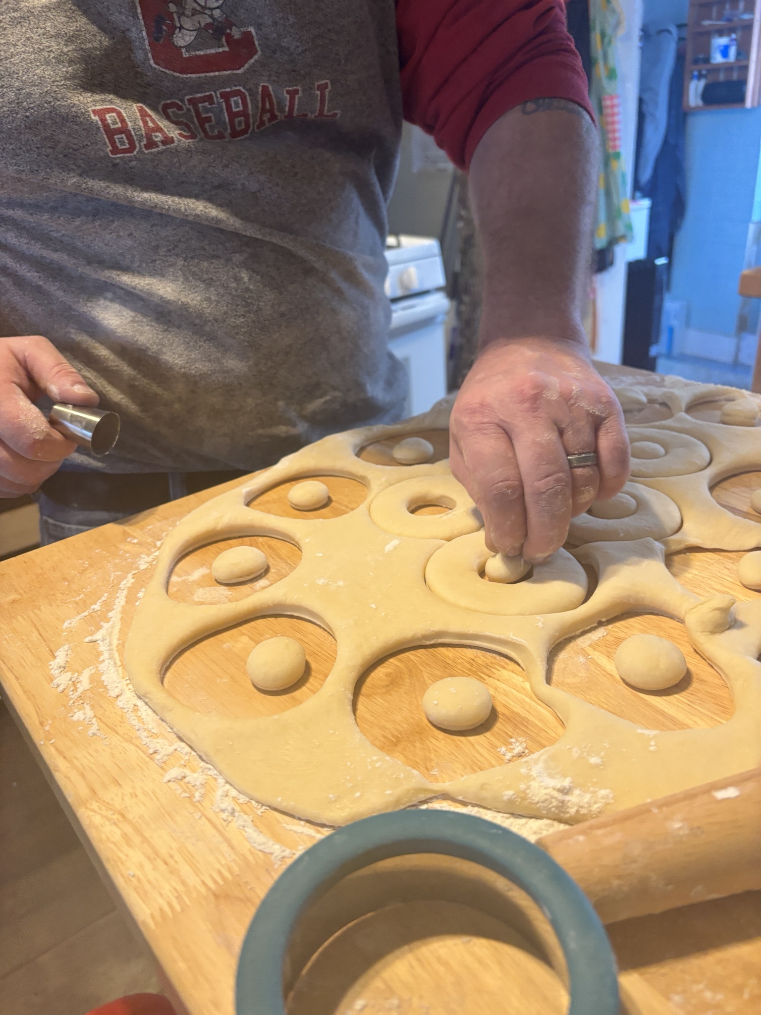 It's donut-making time!