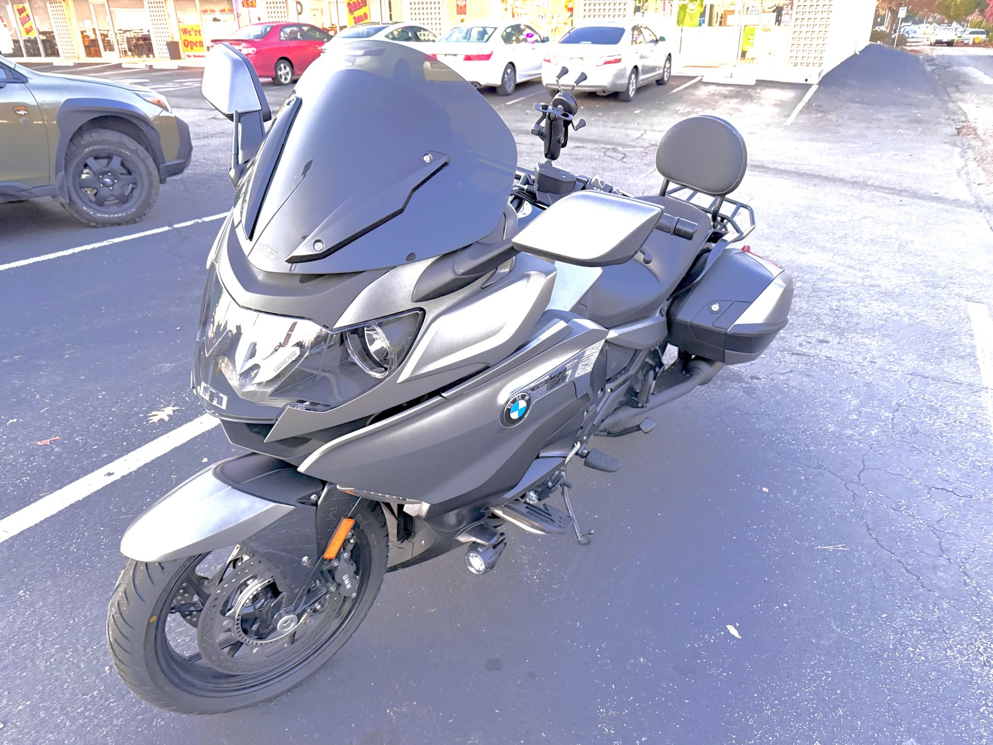 Spotted: A Stunning BMW K1600B Motorcycle on Treasure Island!