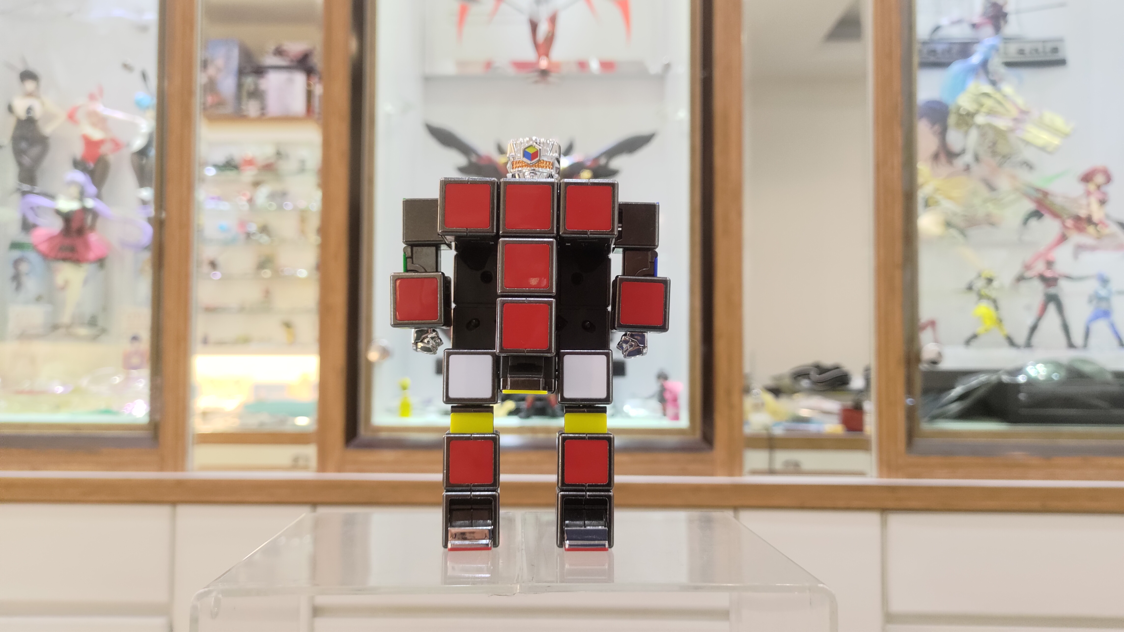 Transforming a Rubik's Cube into a Work of Art