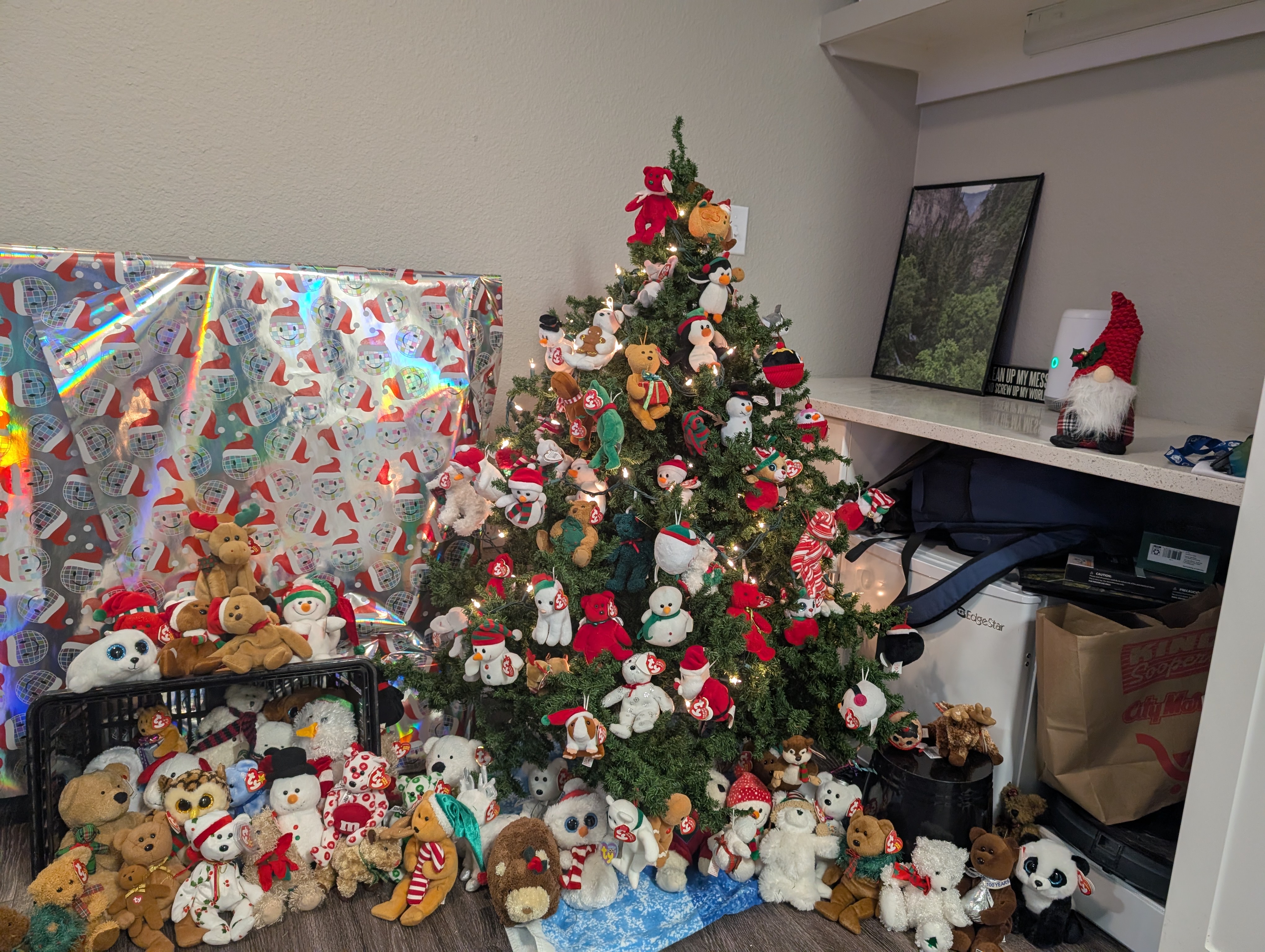 After Two Long Years, I Finally Unveiled the Beanie Baby Christmas Tree!