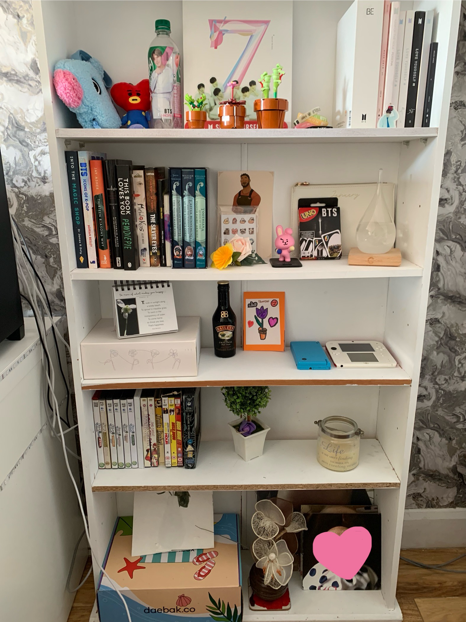 Show Off Your Setup: Rate My Pics!