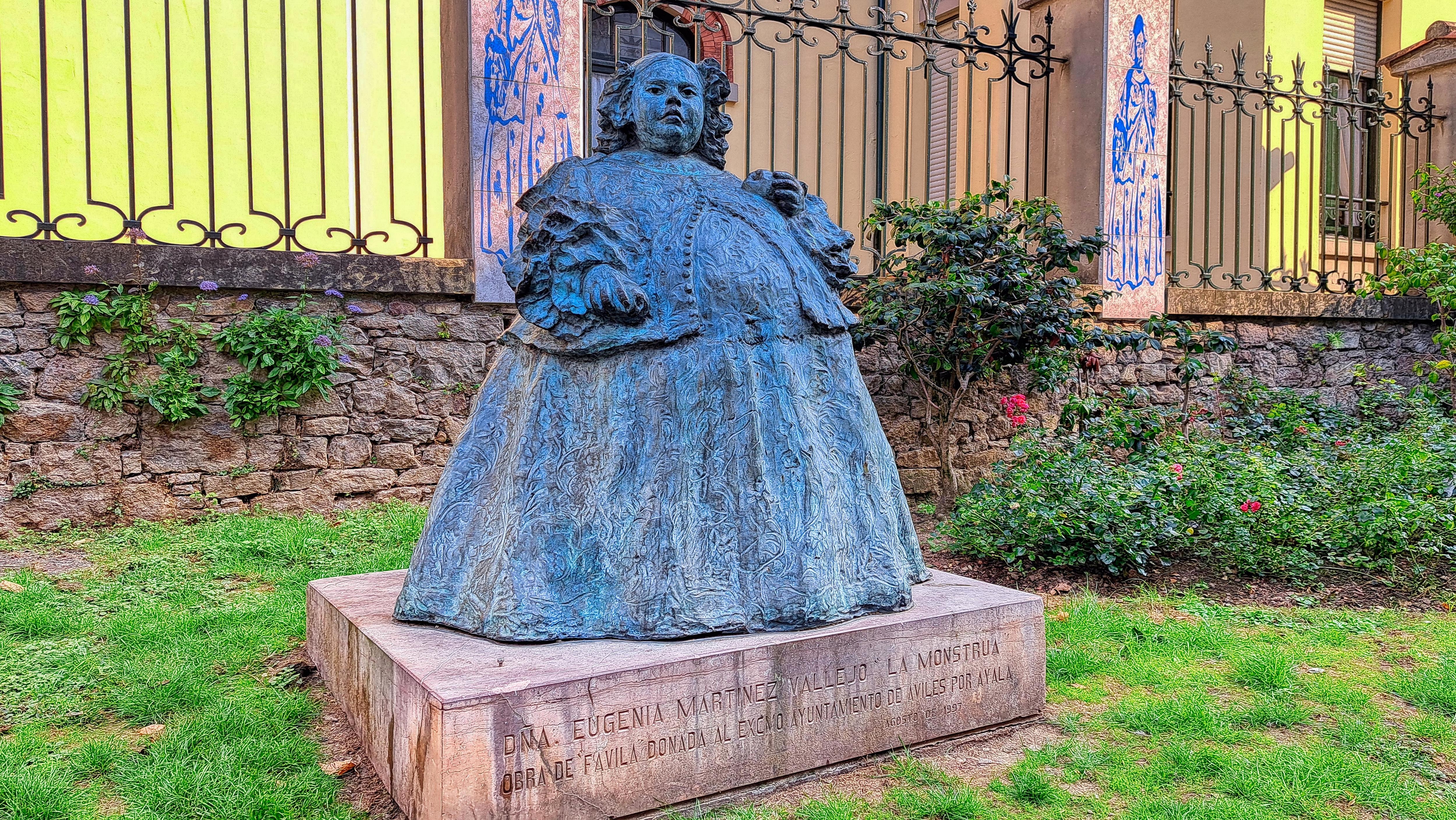 Avilés Presents: La Monstrua and Astúries