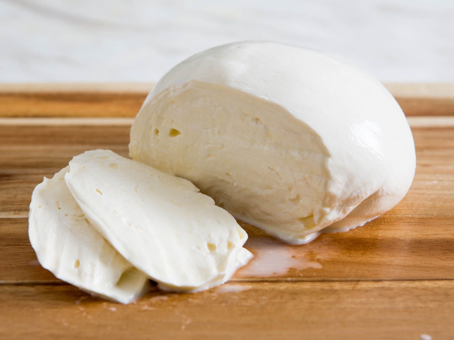 After a long day, here's a little mozzarella to brighten your mood!