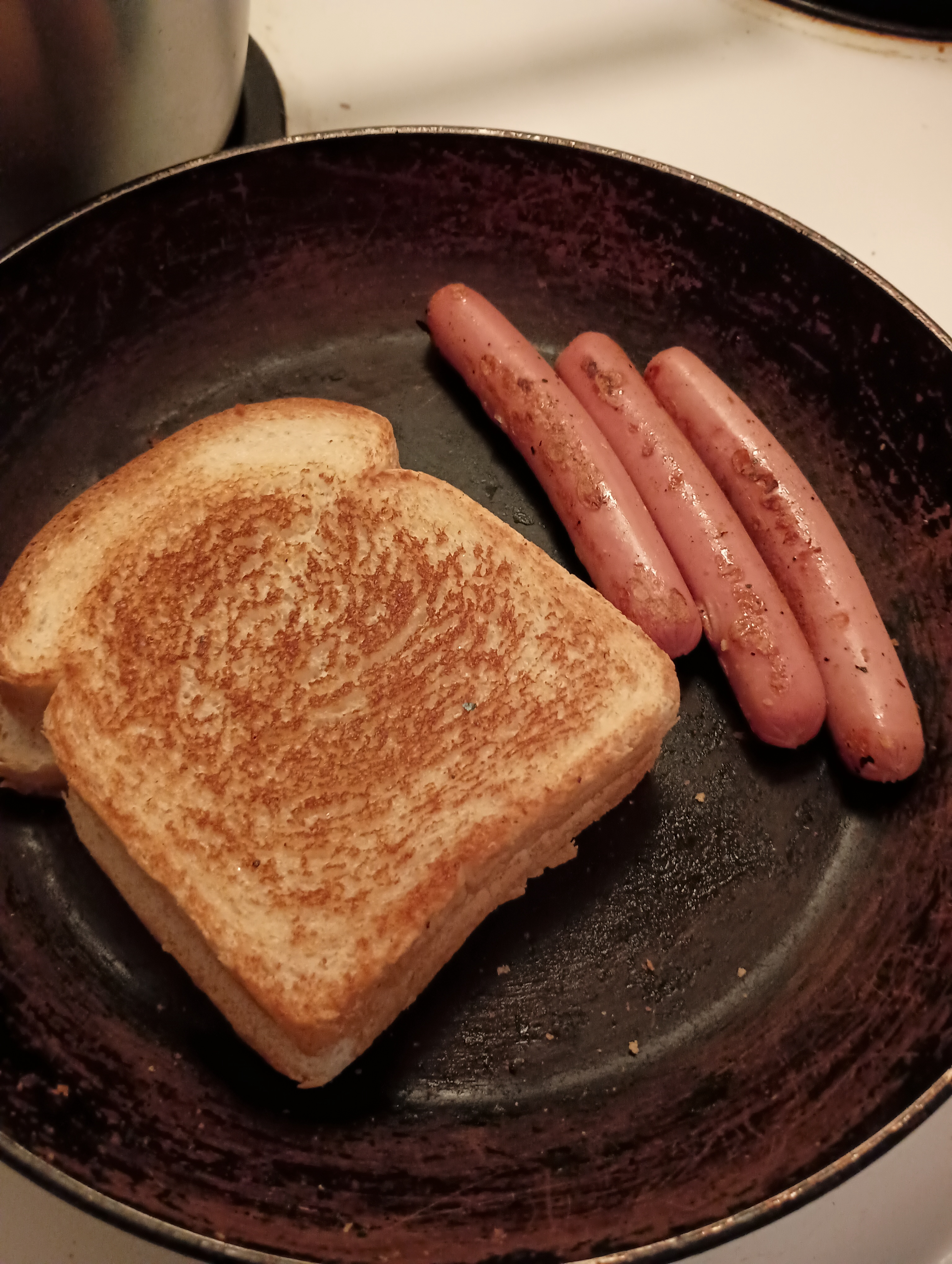 Grilled Cheese Meets Hotdog: A Culinary Showdown