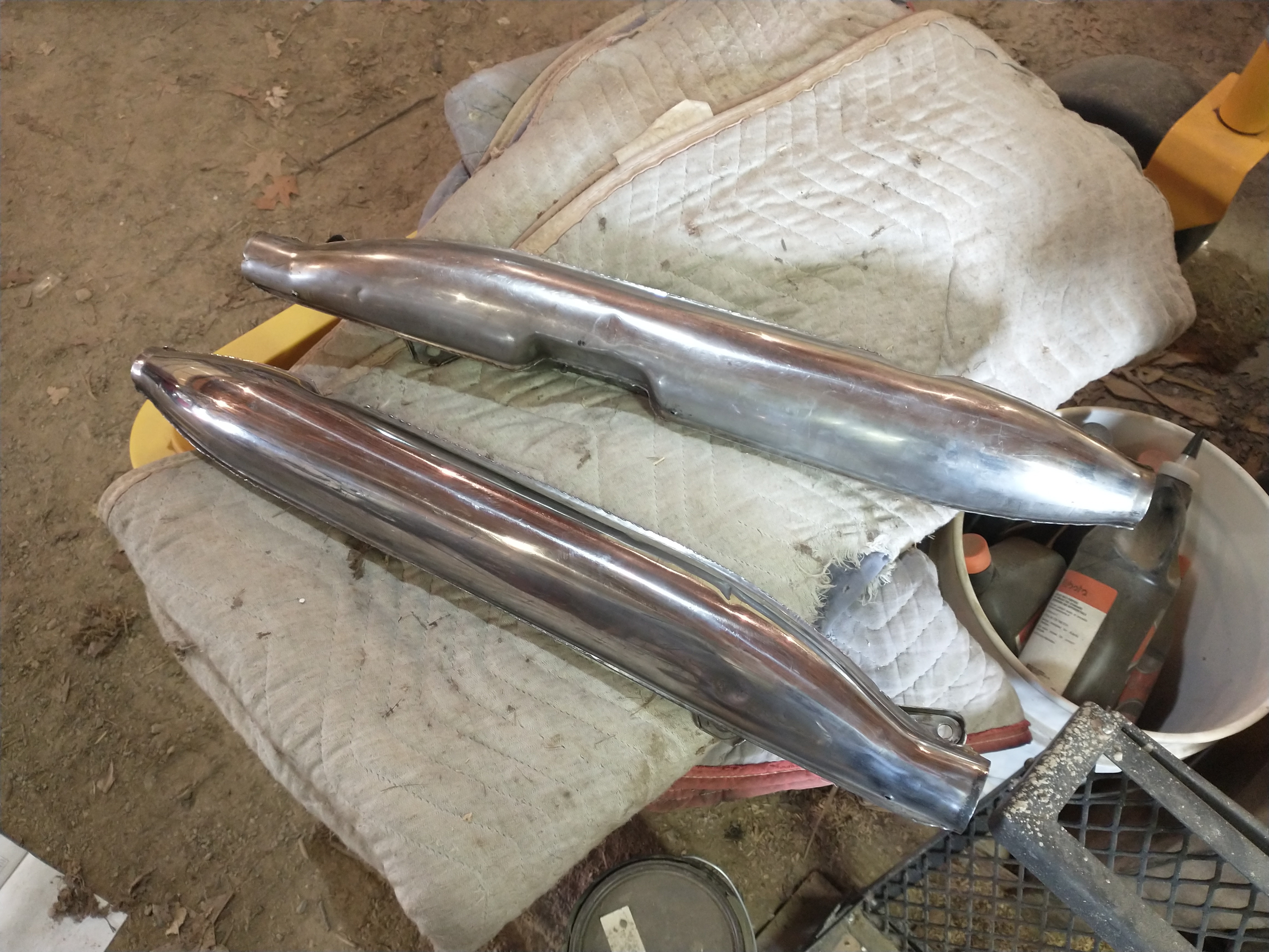 The nostalgic sound of an old Honda muffler puttering away.