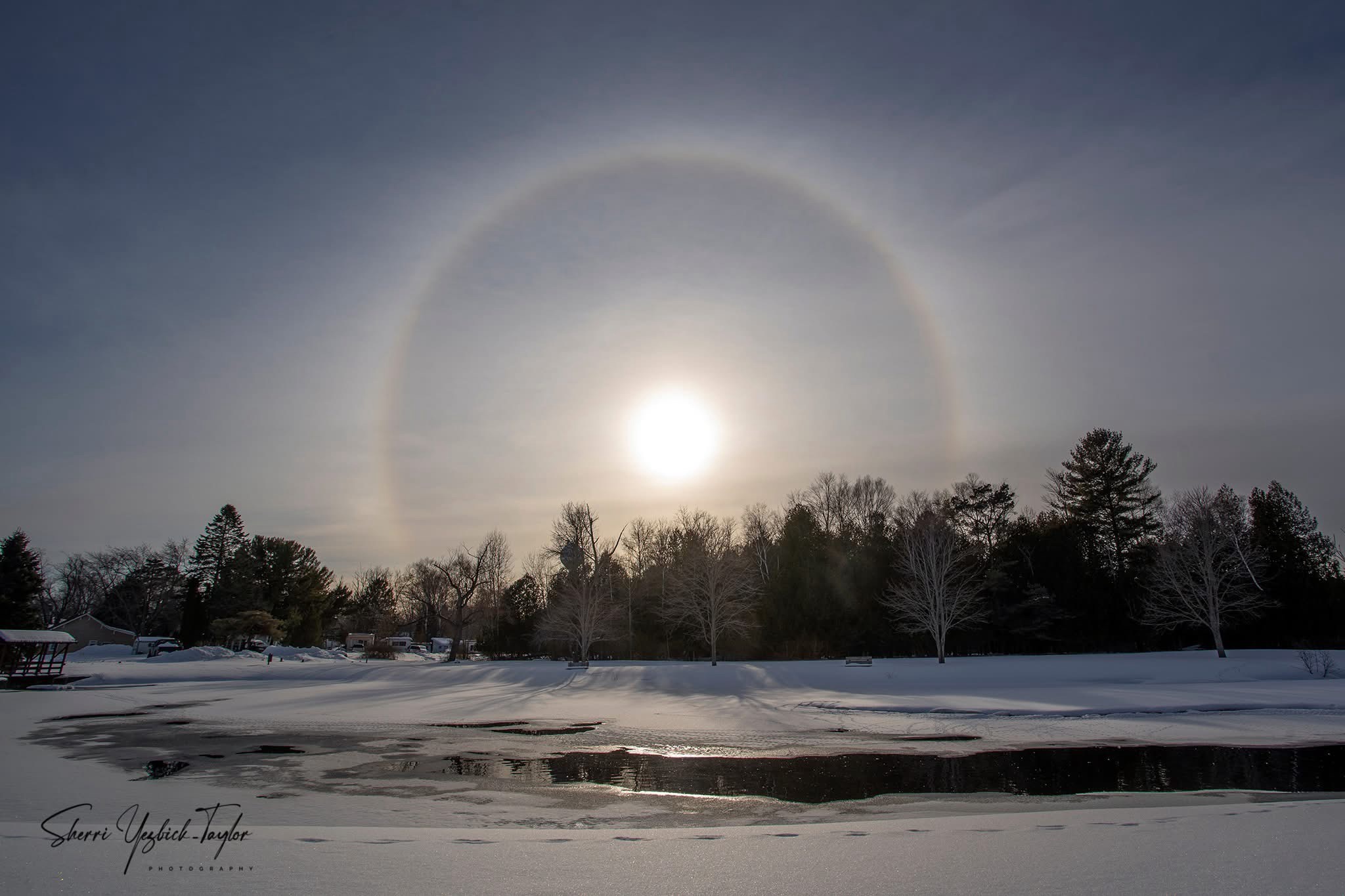 A stunning sun halo lighting up the sky