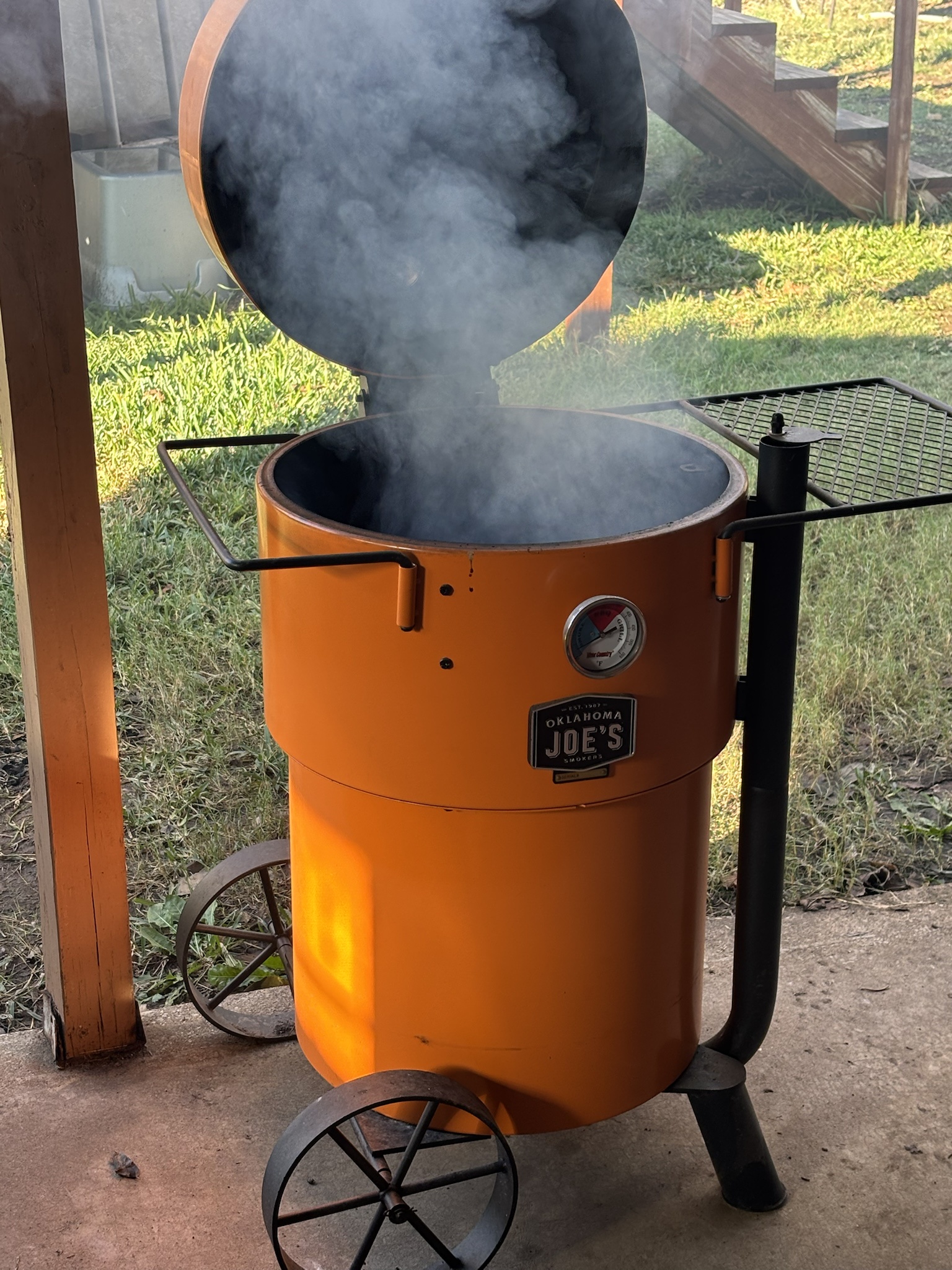 Short Ribs Ready to Absorb Some Delicious Smoke