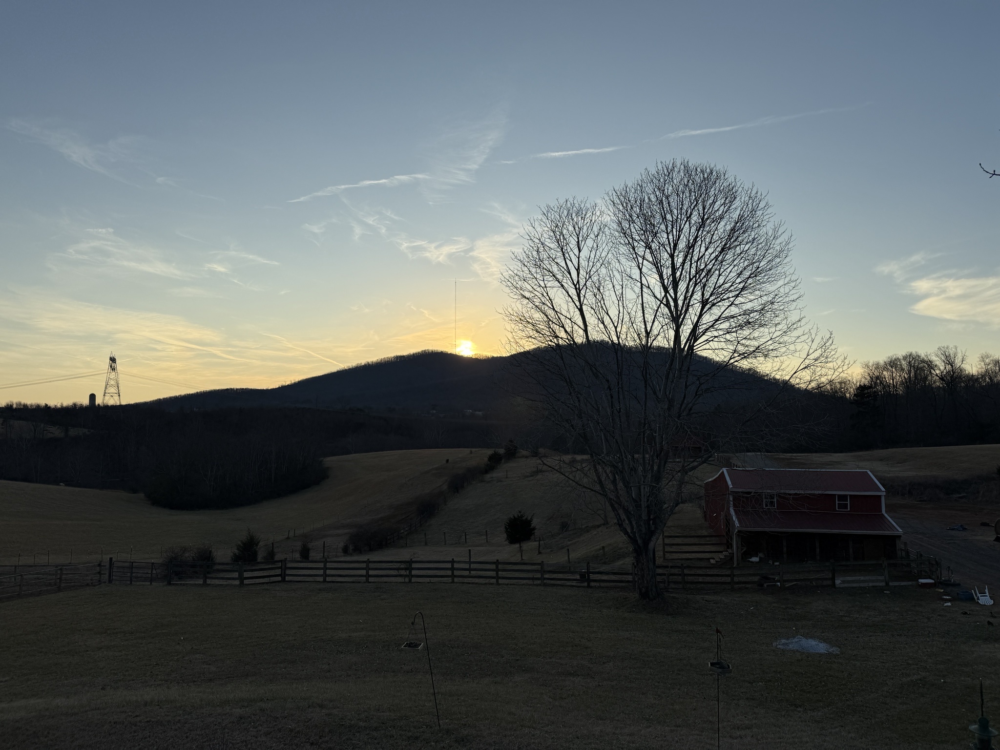 Breathtaking Mountain Sunset: Nature's Canvas at Dusk