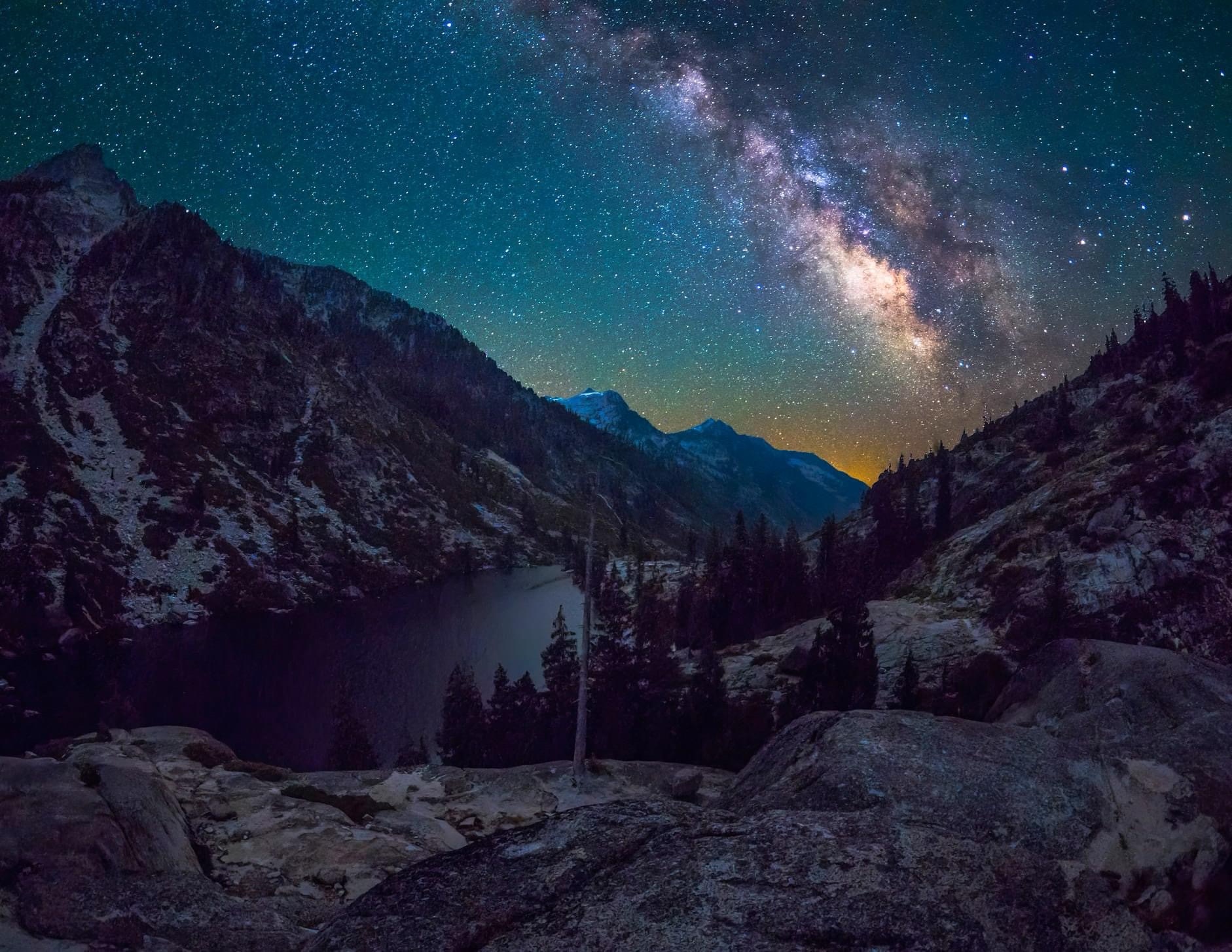Breathtaking Night Sky: A Celestial Wonder