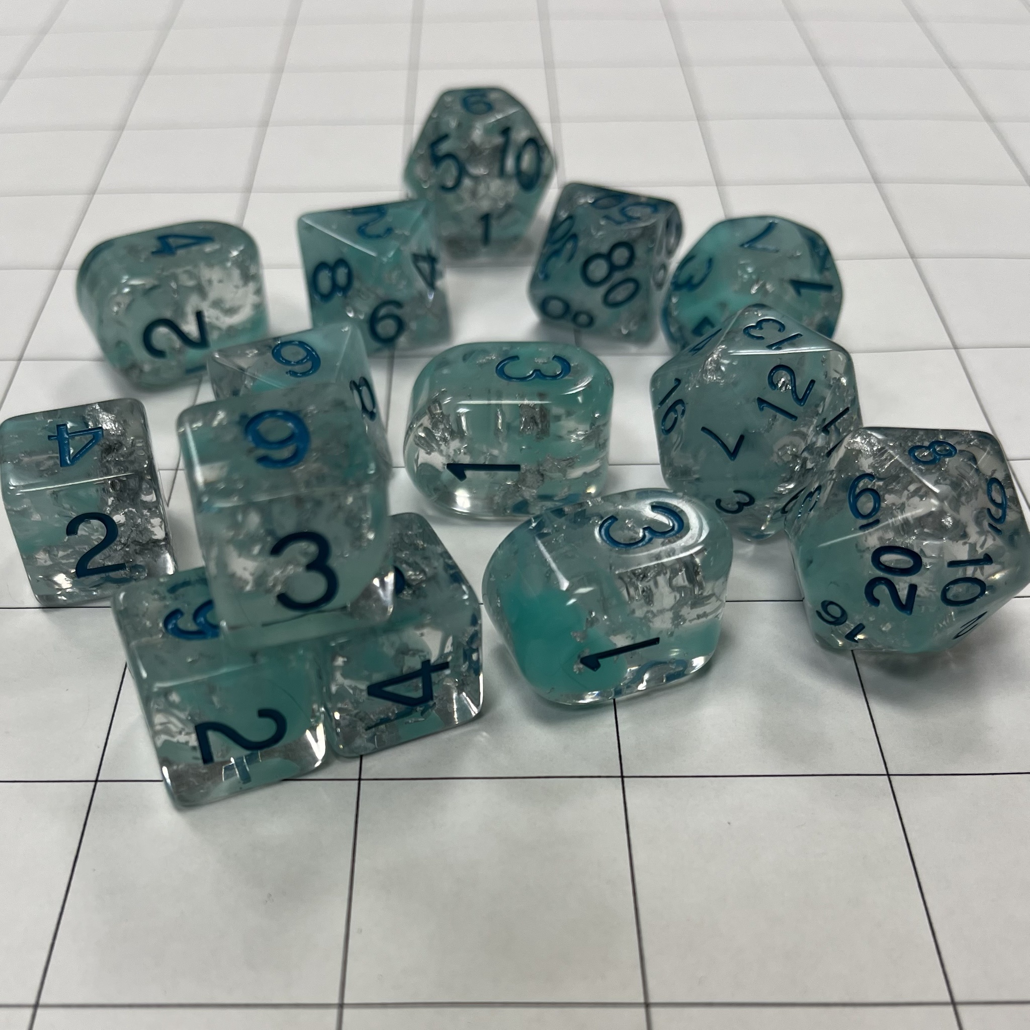 Struggling to Capture the Beauty of My Foil-Inclusion Dice