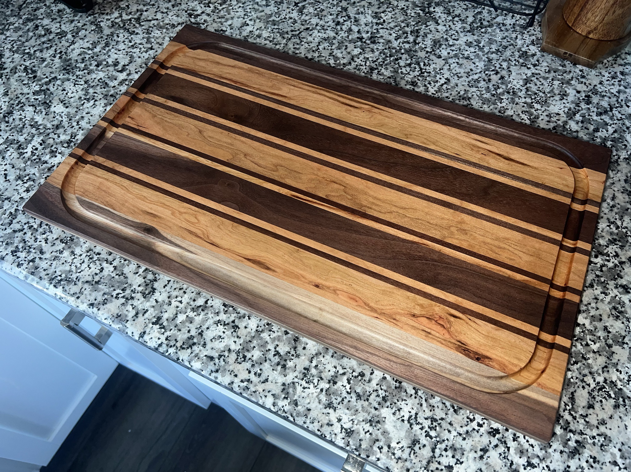 Essential Kitchen Gear: The Versatile Cutting Boards