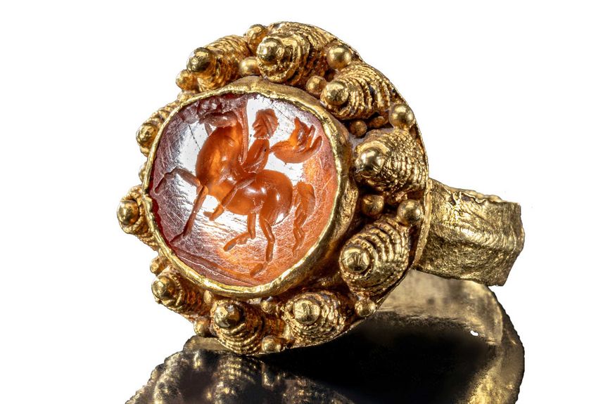 Stunning Gold Ring Featuring Carnelian at the Kuhberg Museum