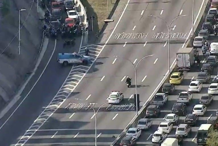 Brazil's Bold Move: Shutting Down a Major Highway for a Life-Saving Liver Transport