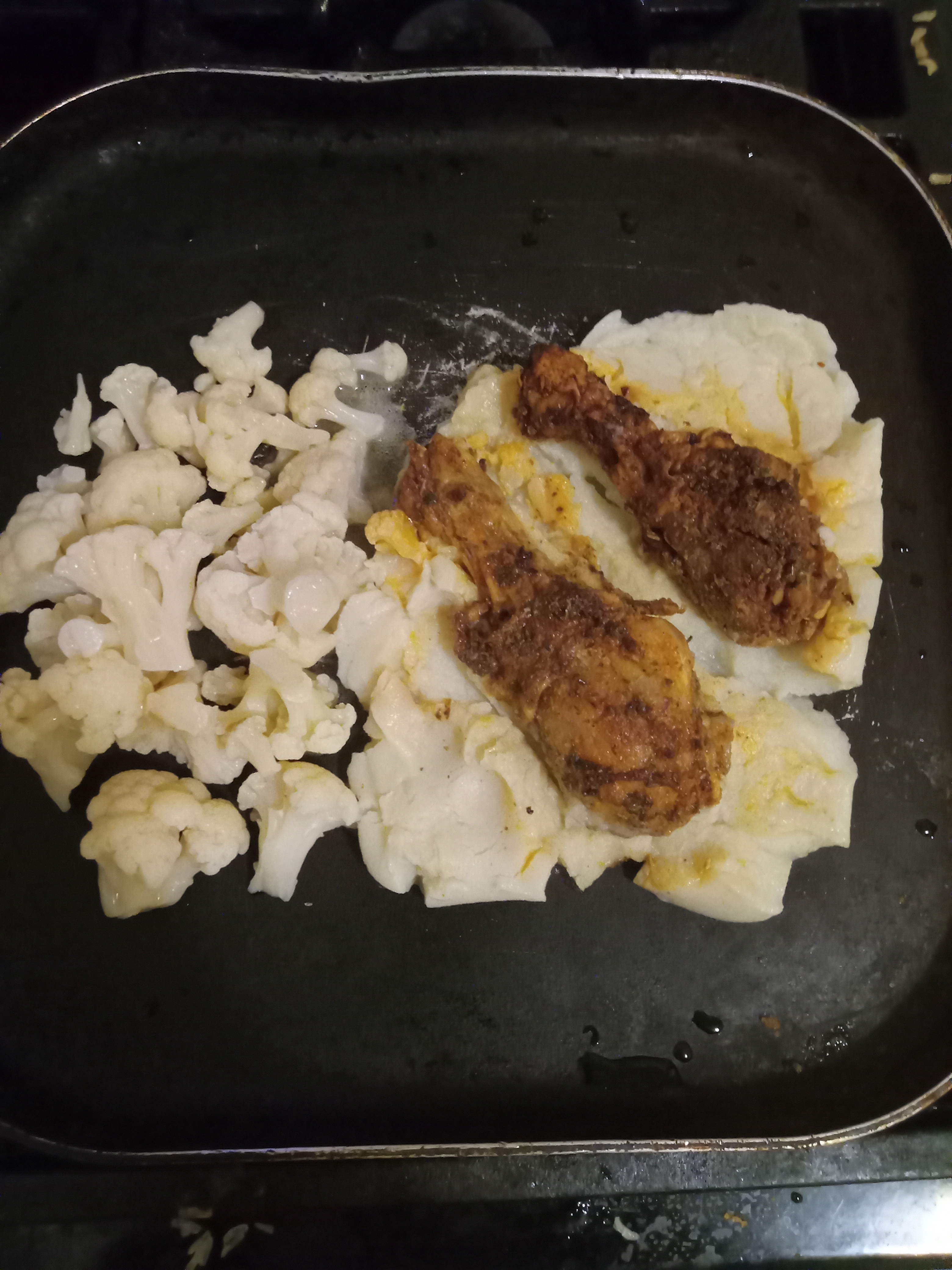 Deliciously Comforting Mashed Potatoes with Chicken and Cauliflower