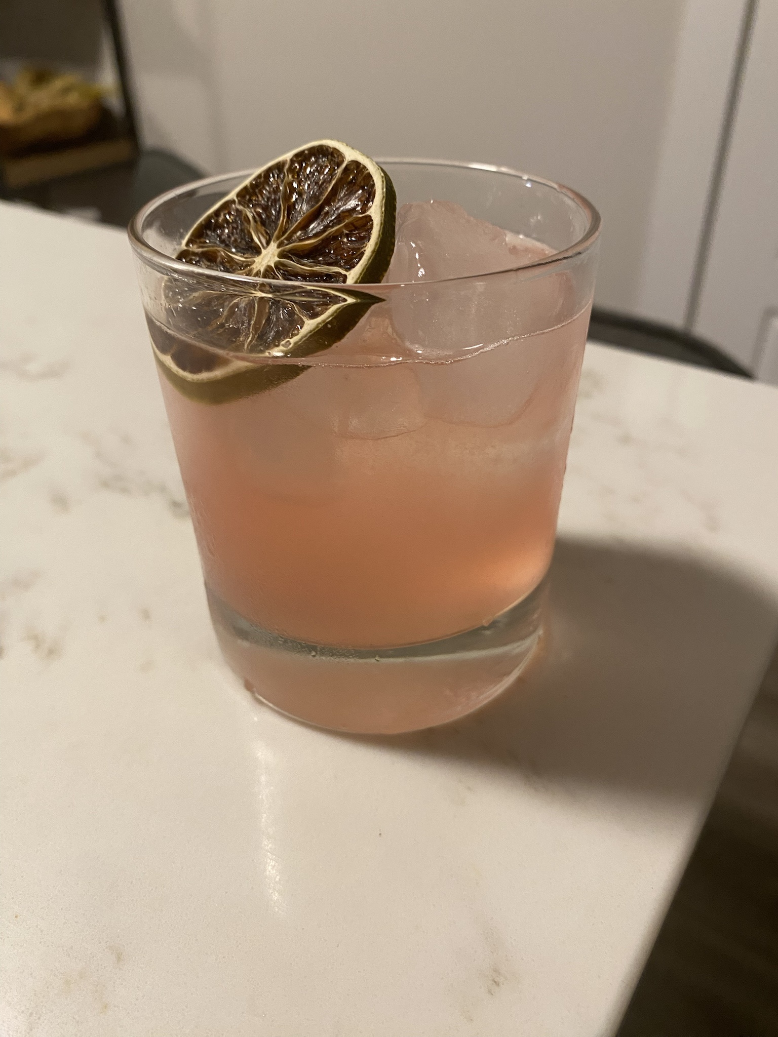 Refreshing Gin Sour: A Perfect Blend of Flavors