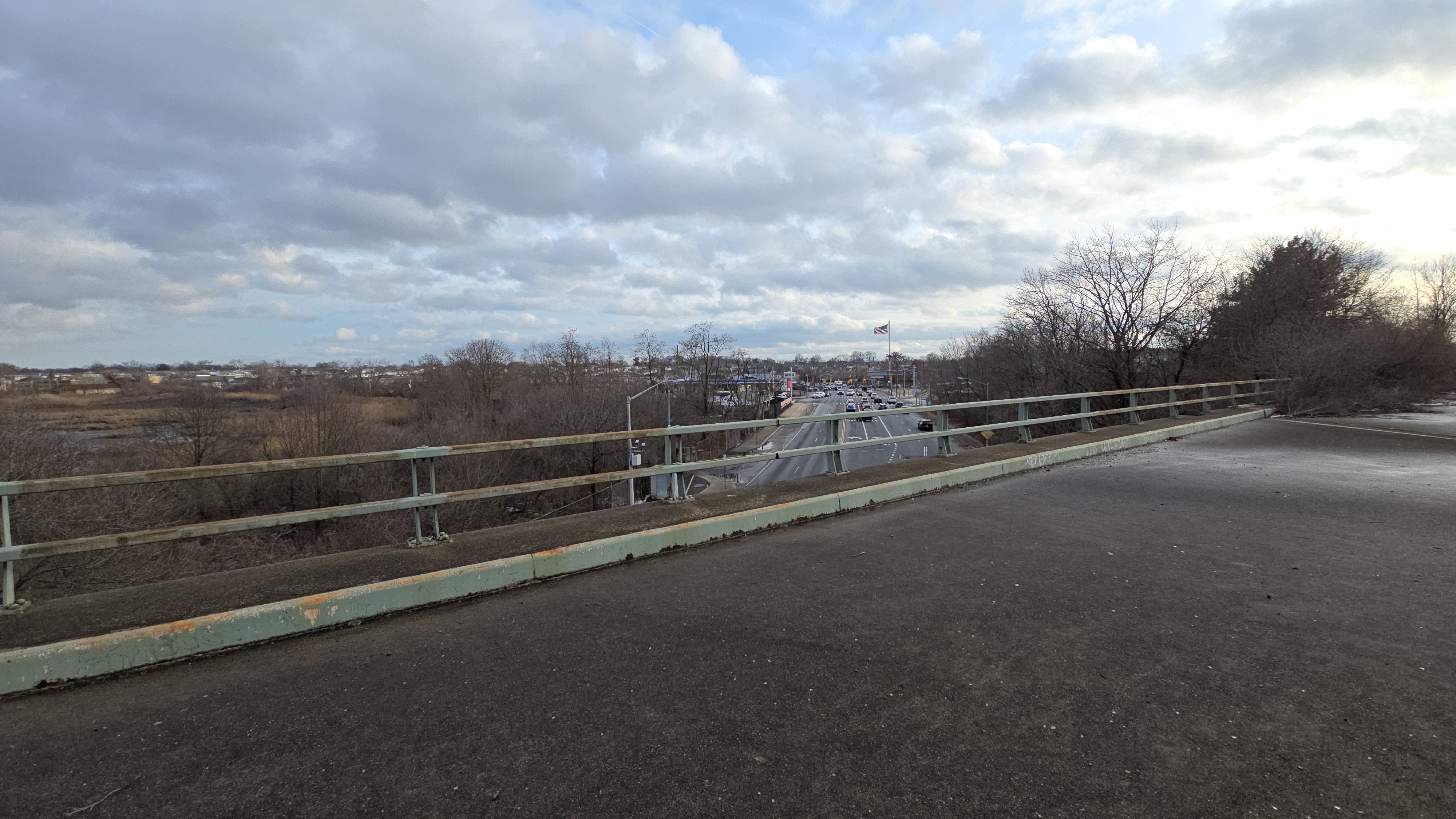 Exploring the Abandoned Overpass of Staten Island